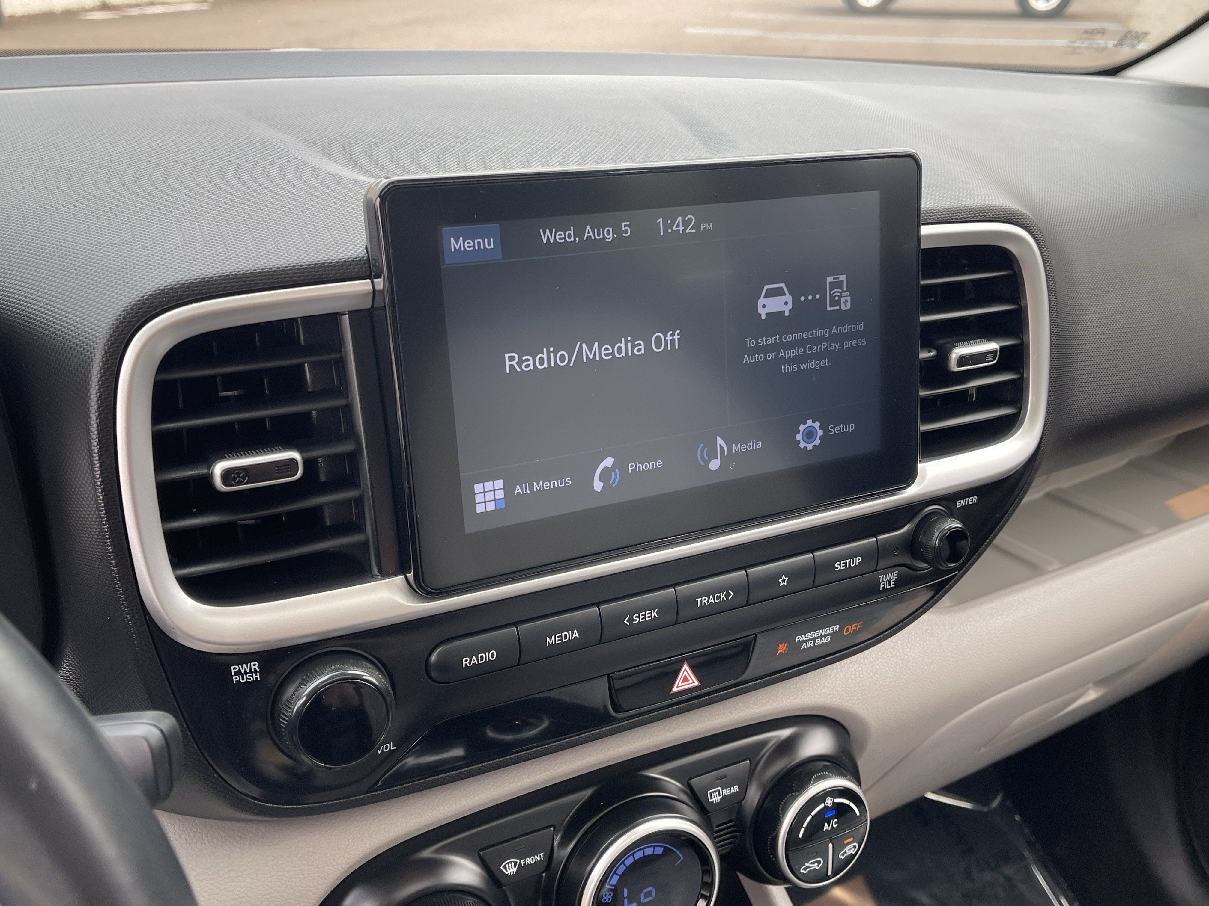 2023 Hyundai VENUE SEL