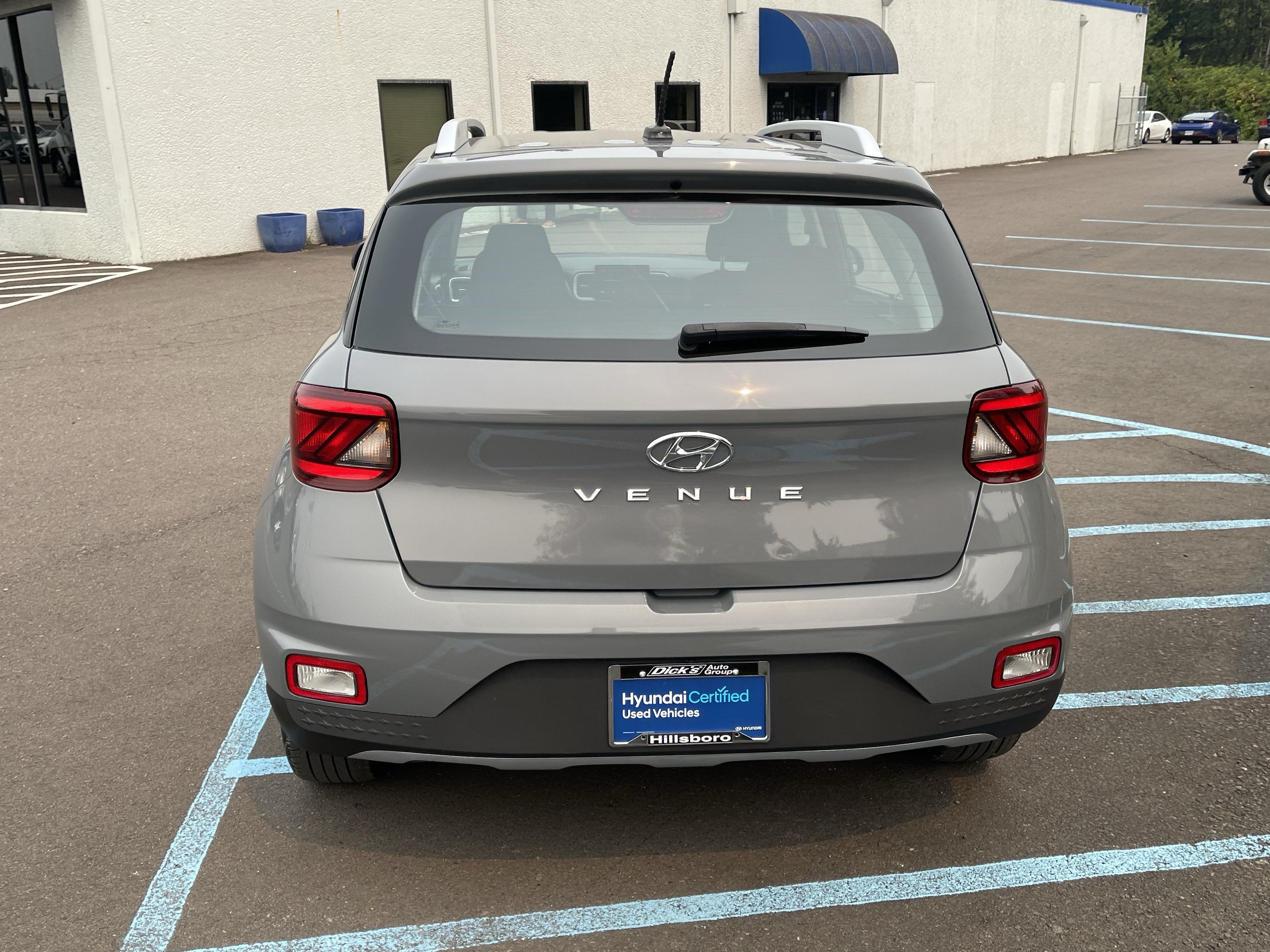 2023 Hyundai VENUE SEL