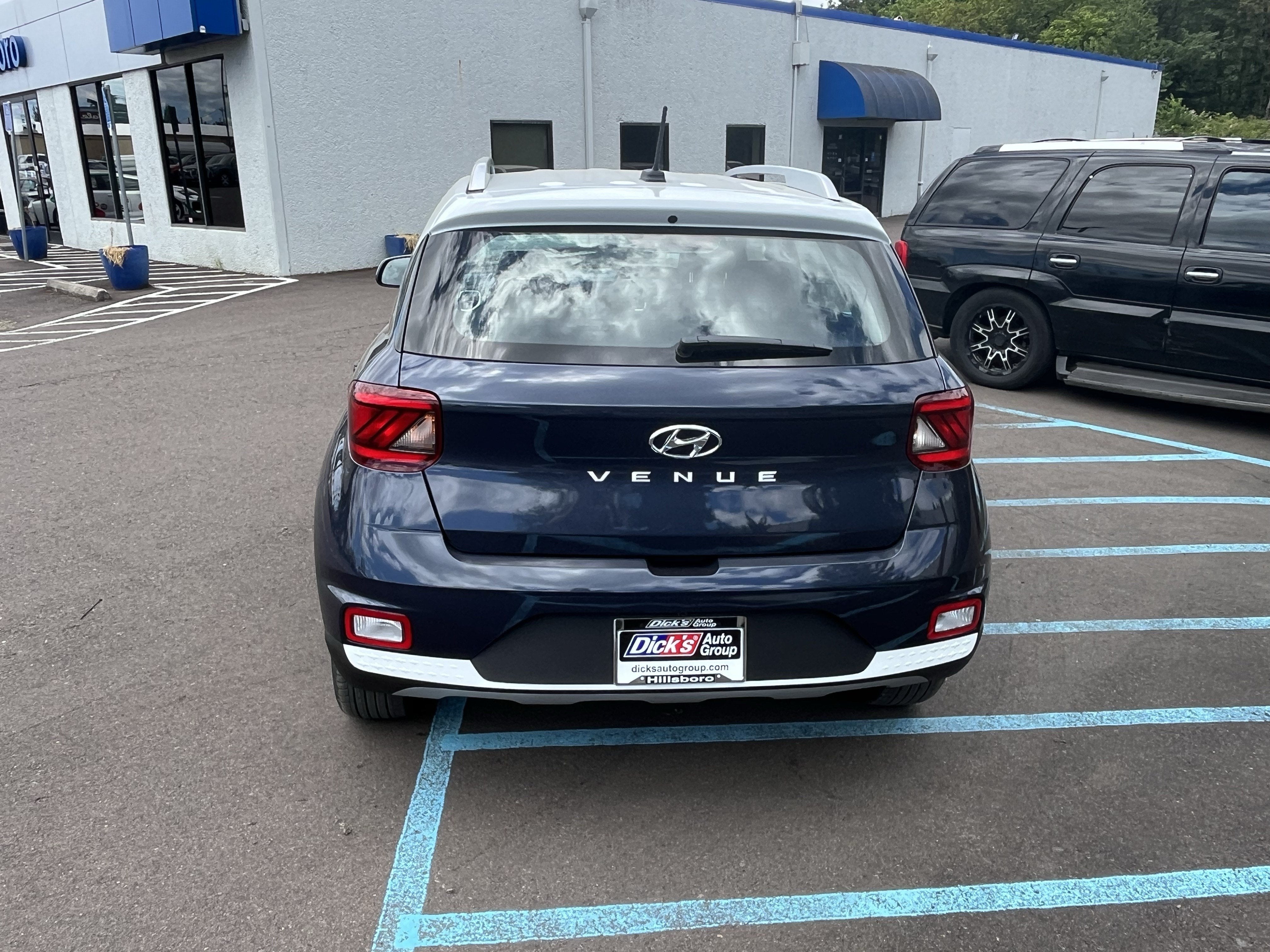 2026 Hyundai VENUE SEL