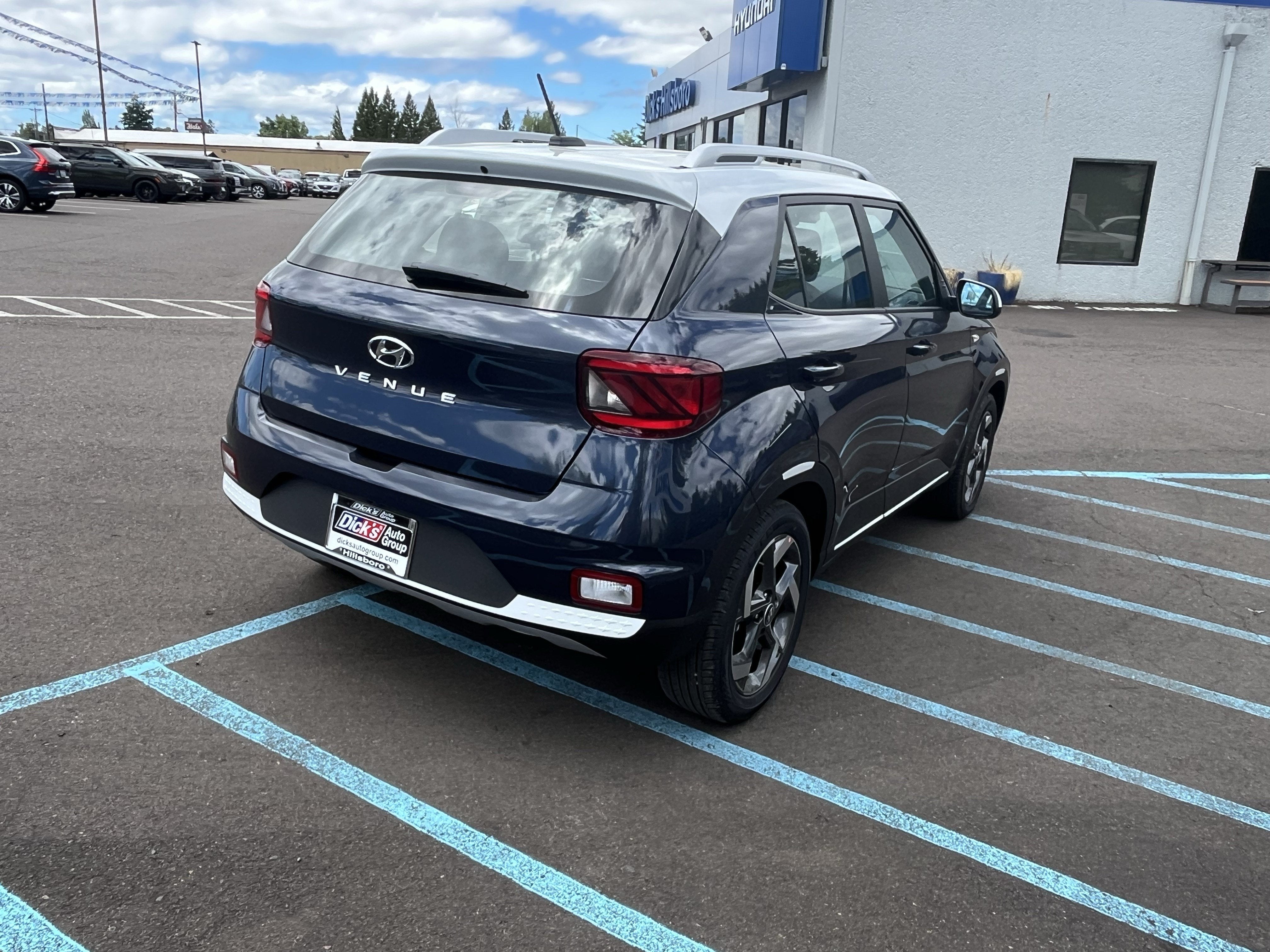 2026 Hyundai VENUE SEL