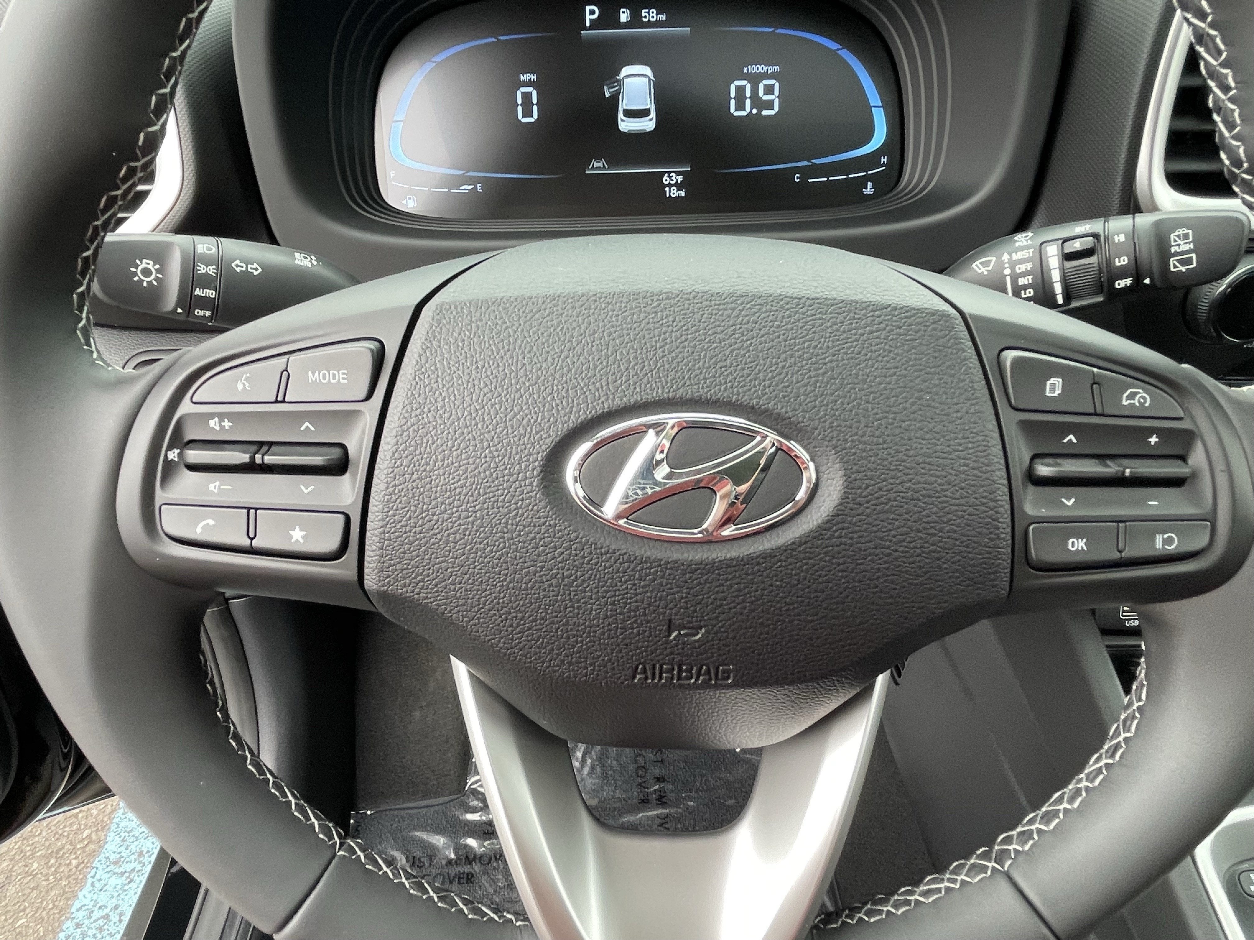 2026 Hyundai VENUE SEL