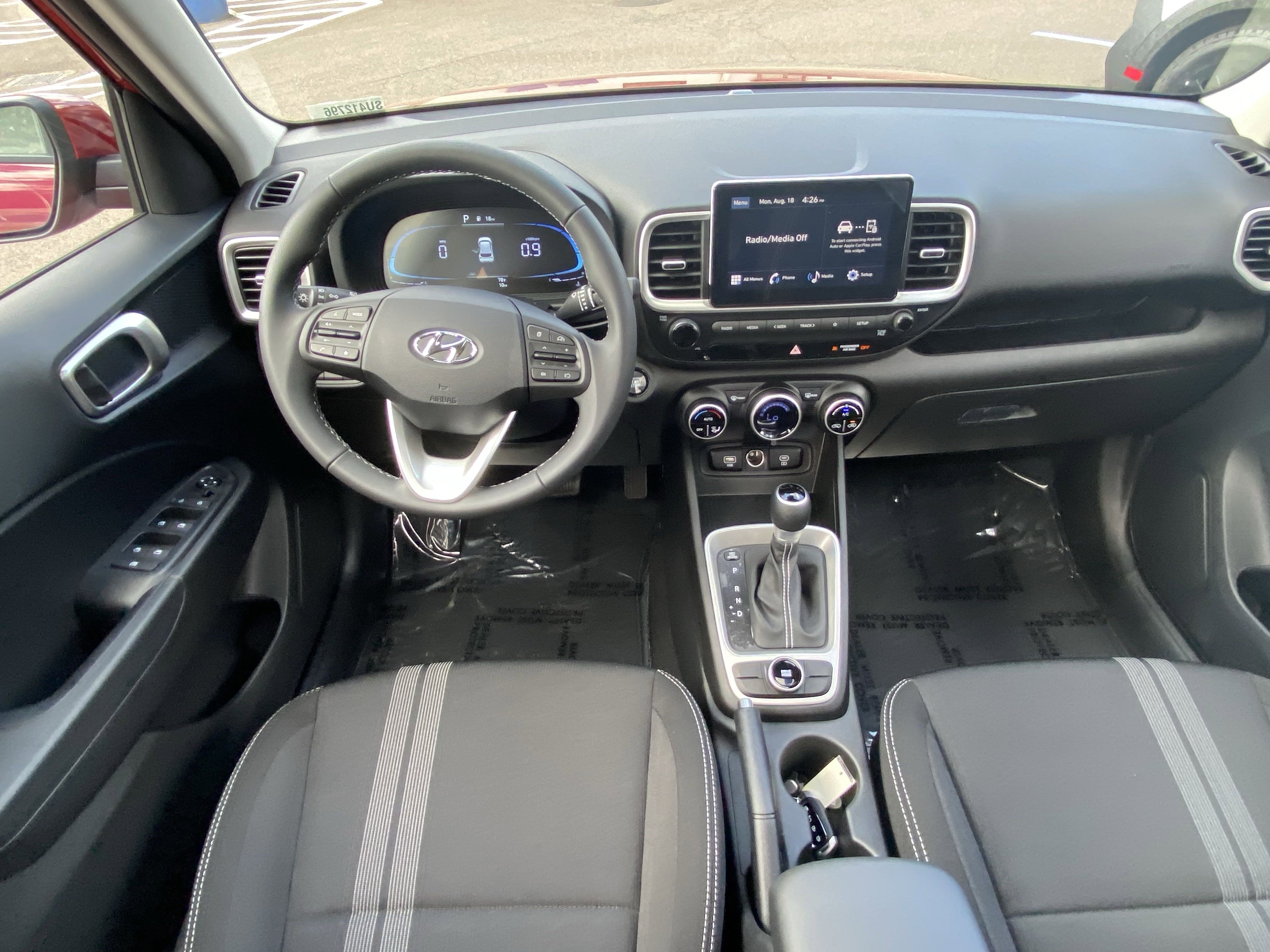 2025 Hyundai VENUE SEL