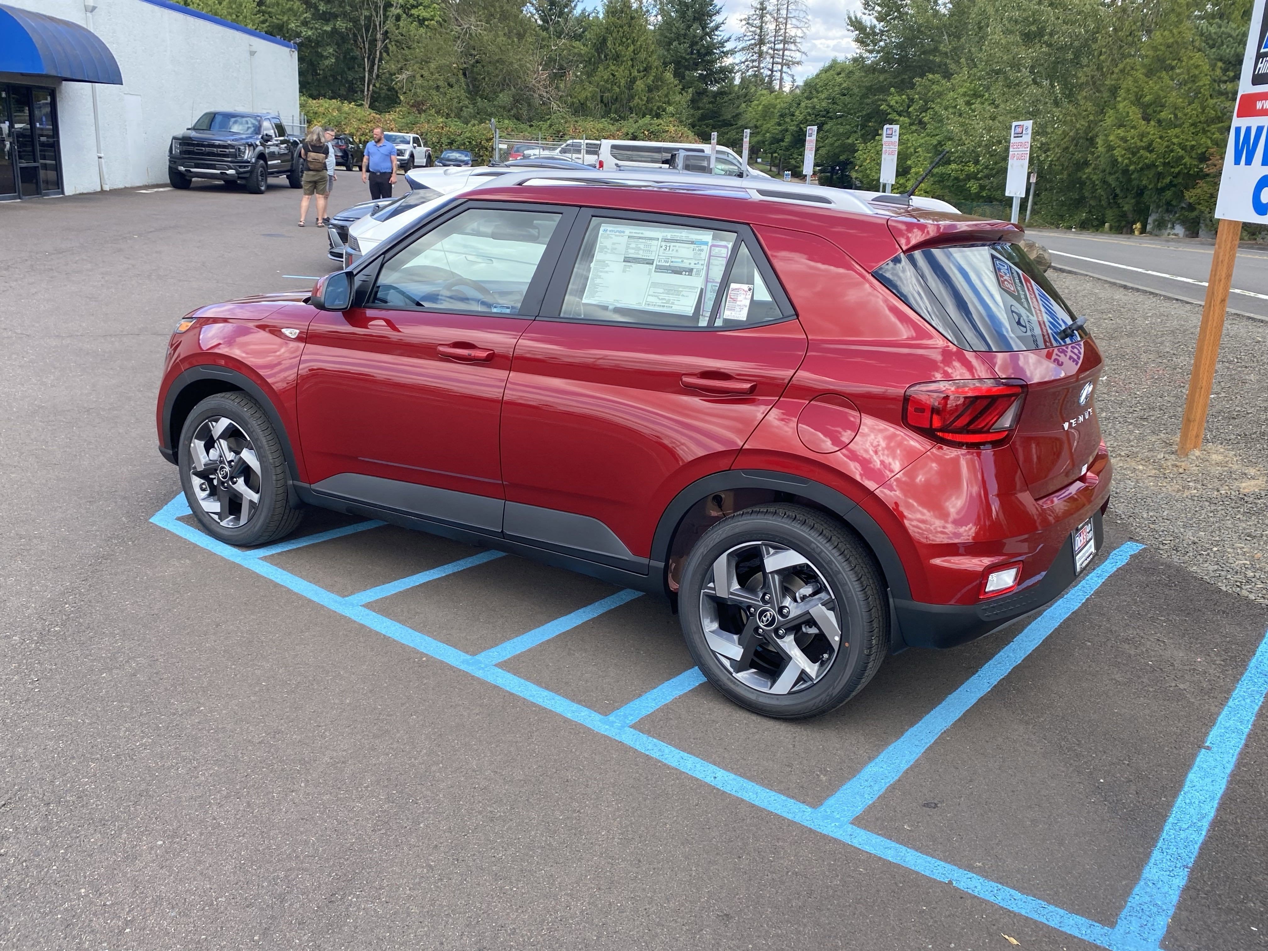 2025 Hyundai VENUE SEL