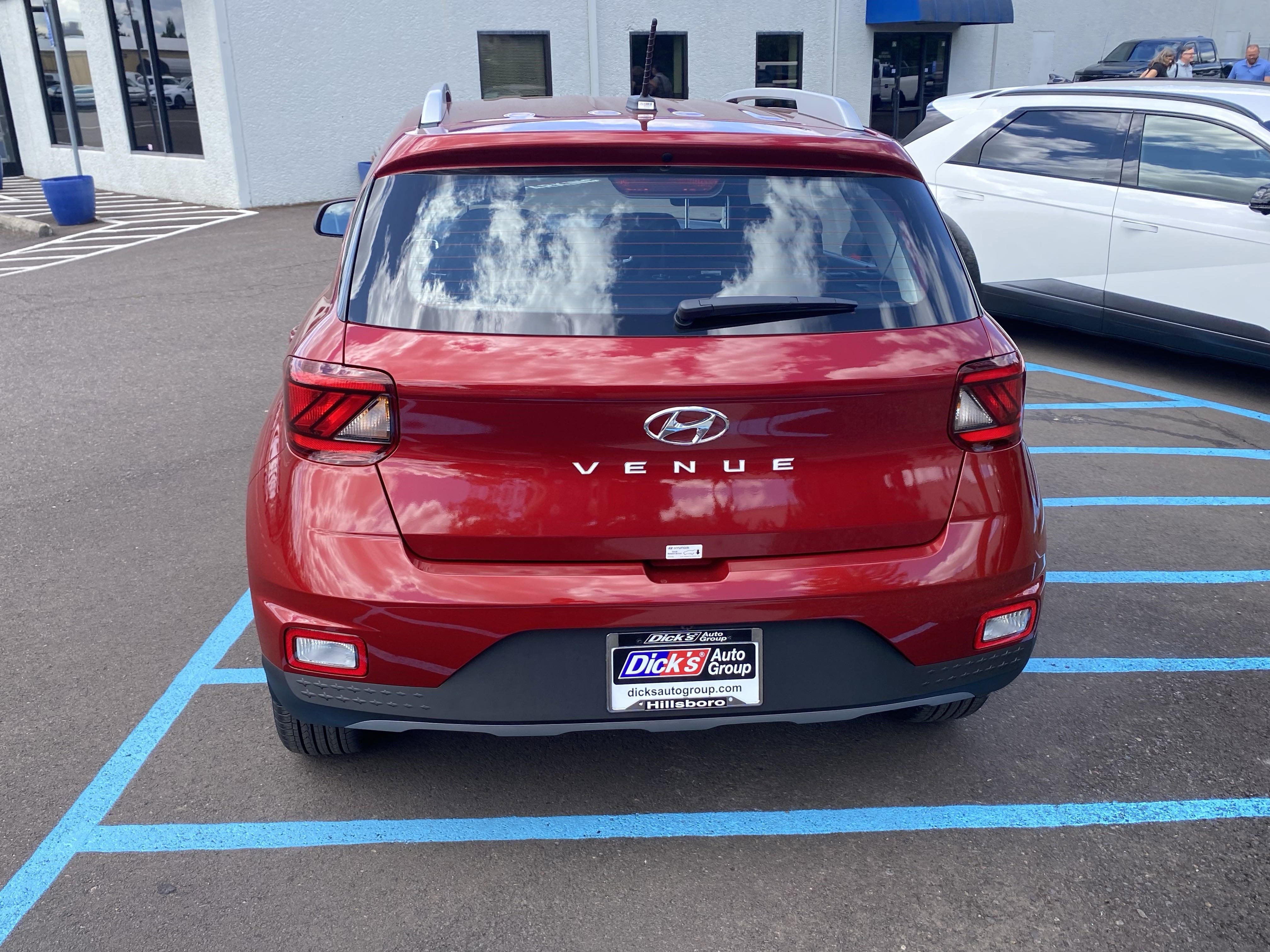 2025 Hyundai VENUE SEL