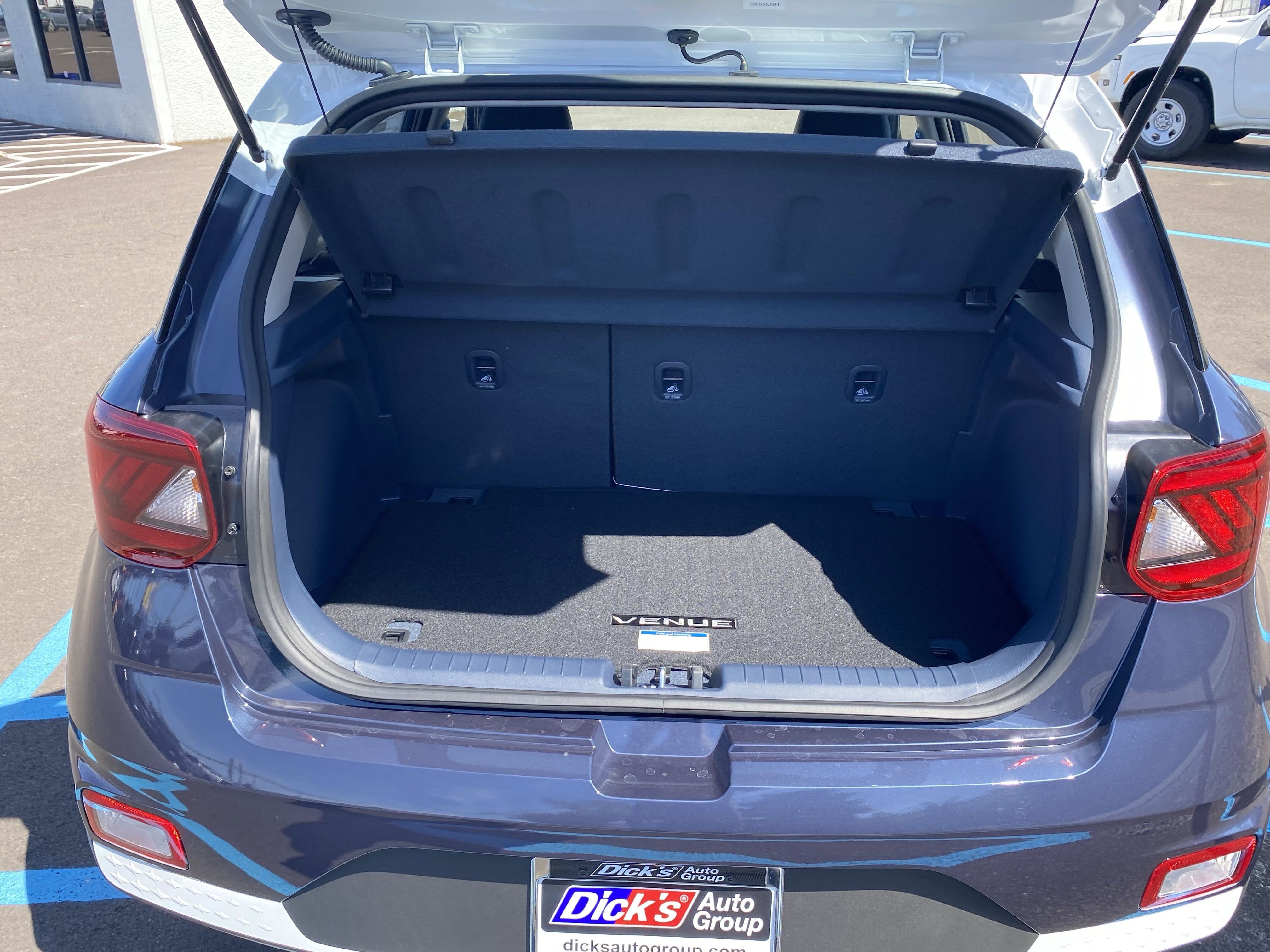 2025 Hyundai VENUE Limited