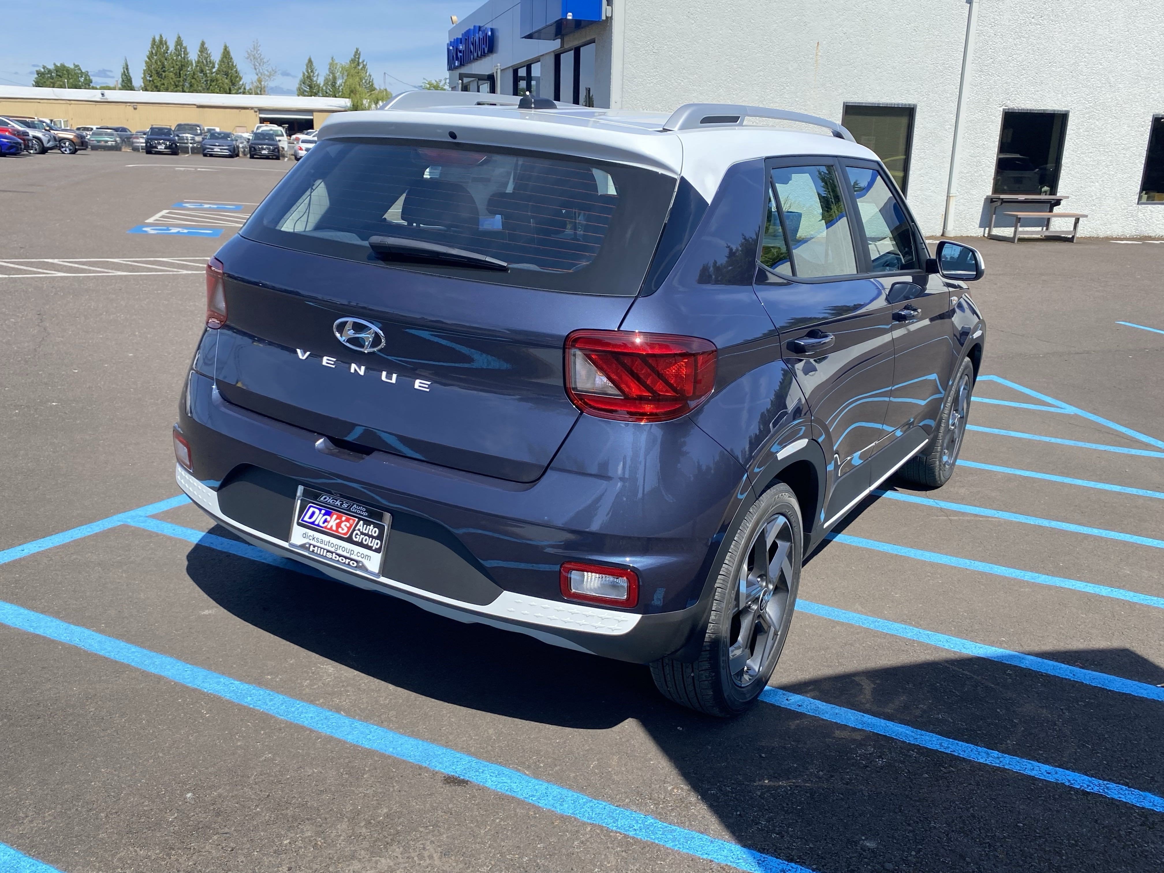 2025 Hyundai VENUE Limited