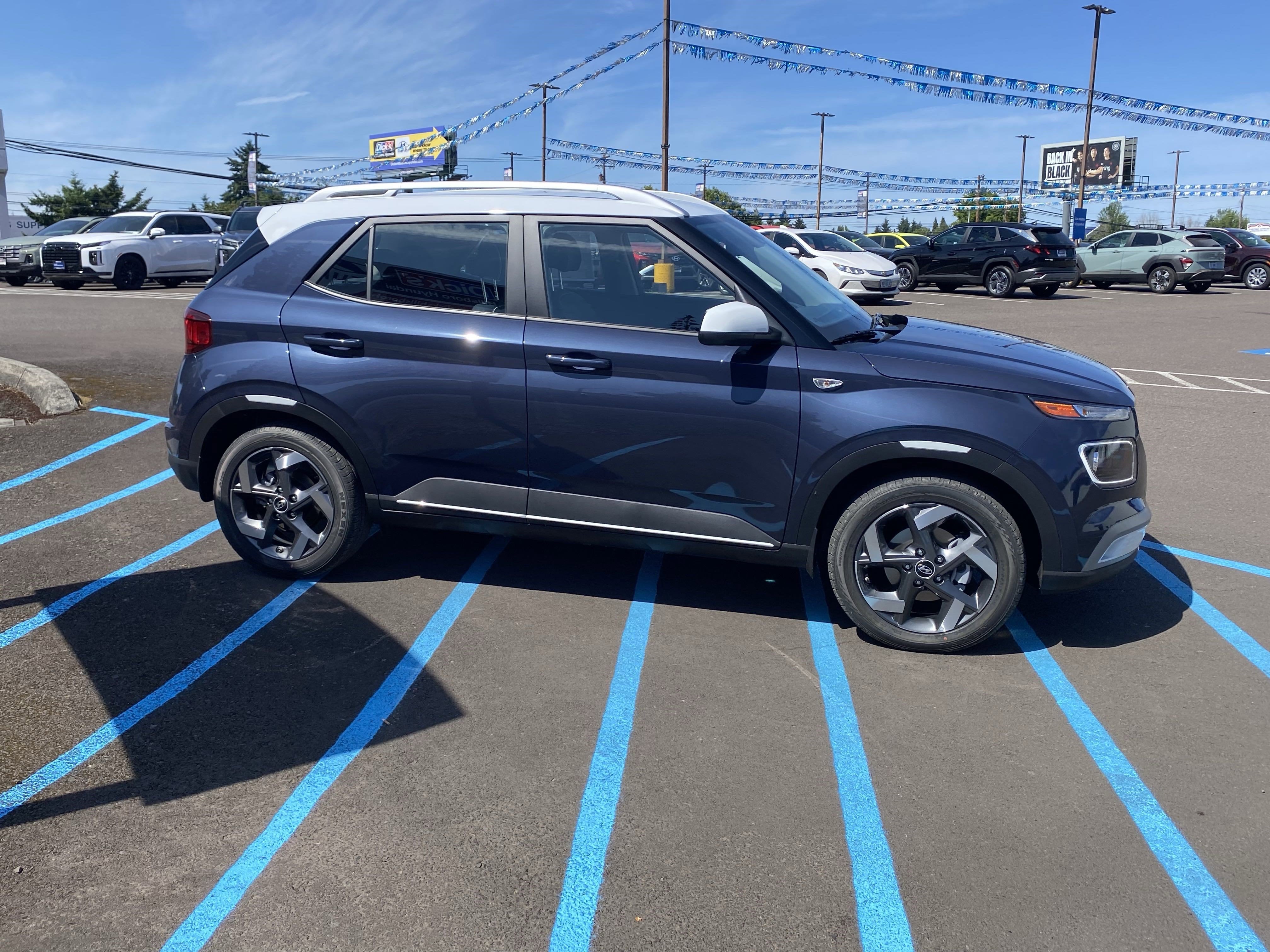 2025 Hyundai VENUE Limited