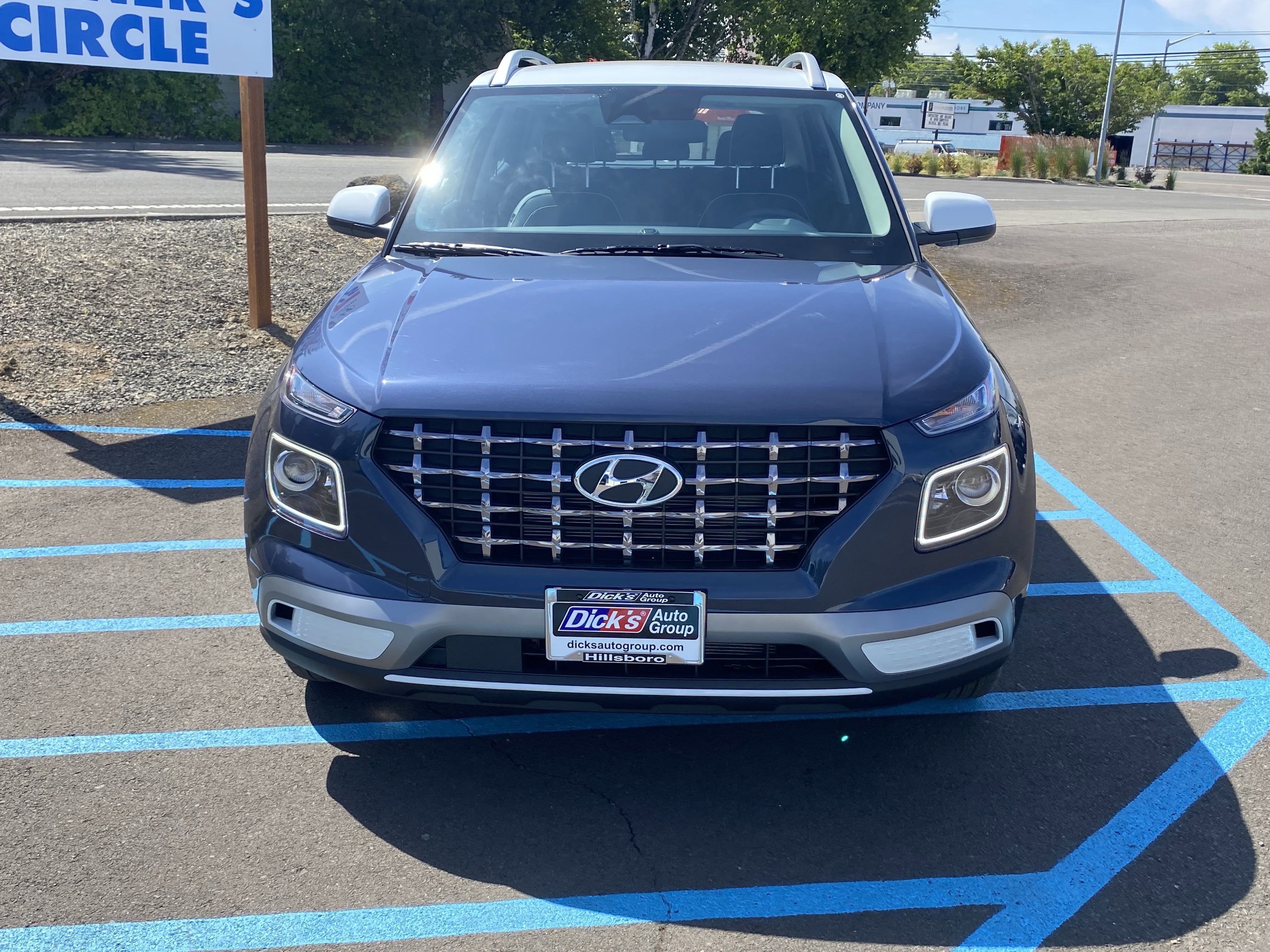 2025 Hyundai VENUE Limited