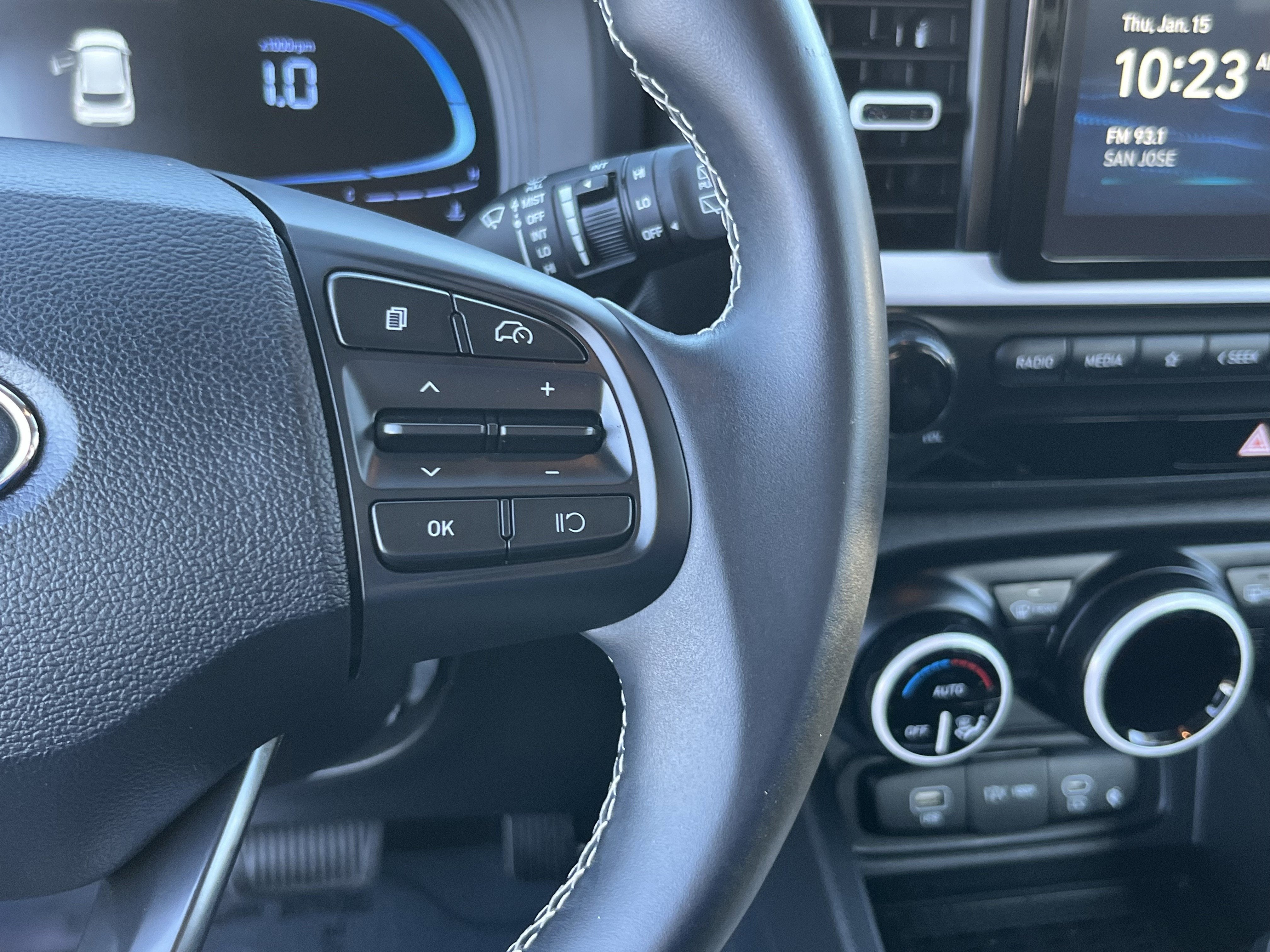 2023 Hyundai VENUE Limited