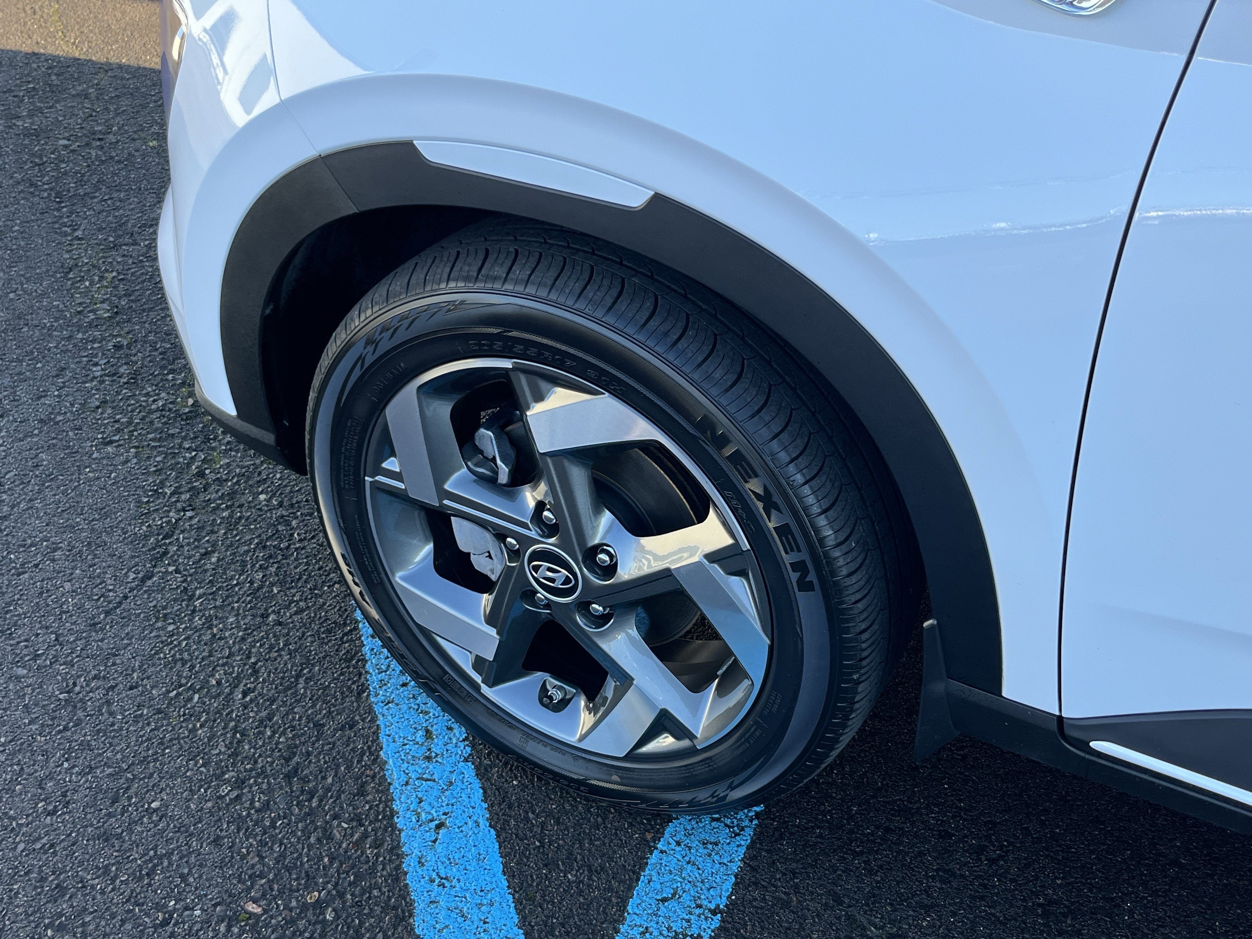 2023 Hyundai VENUE Limited