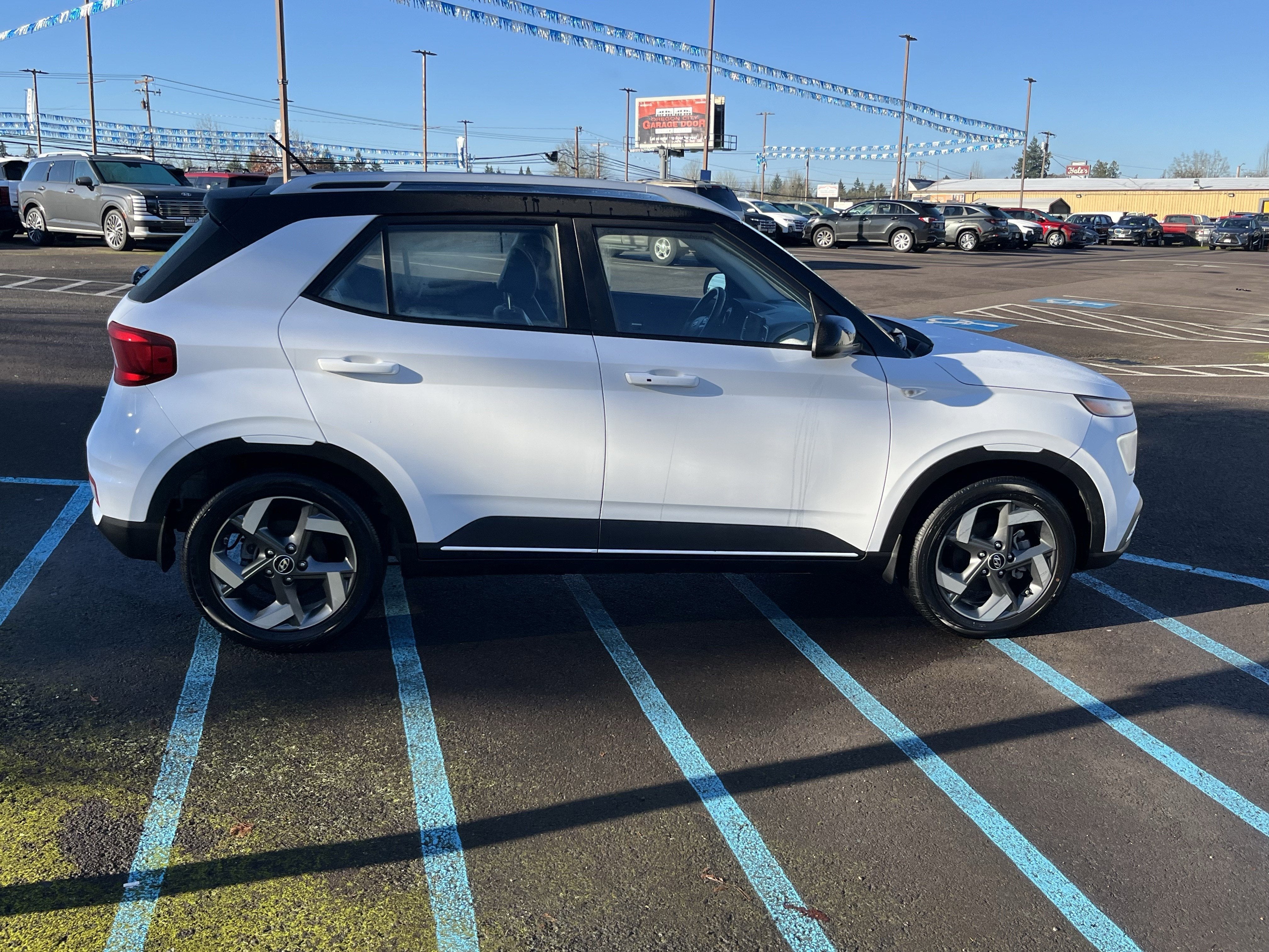 2023 Hyundai VENUE Limited