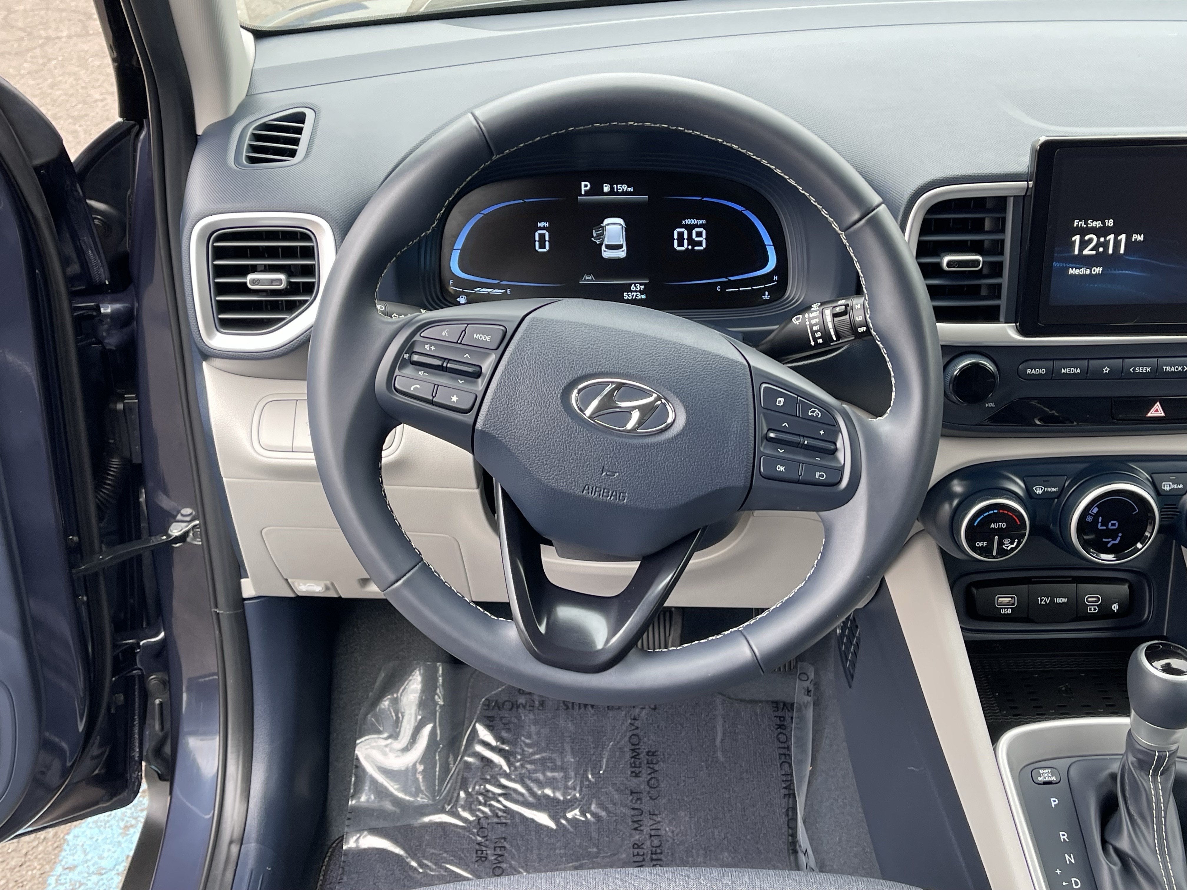 2025 Hyundai VENUE Limited