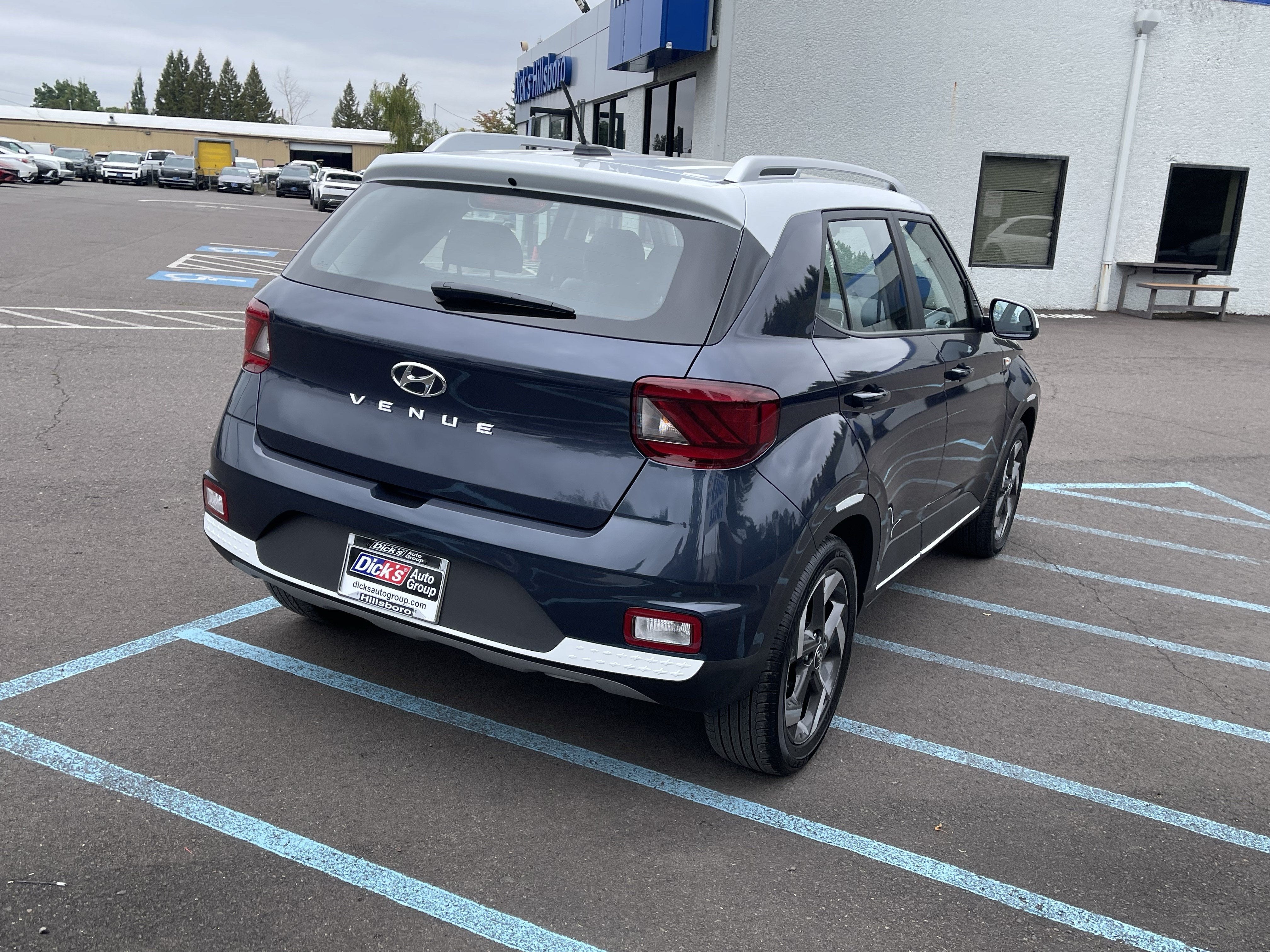 2025 Hyundai VENUE Limited