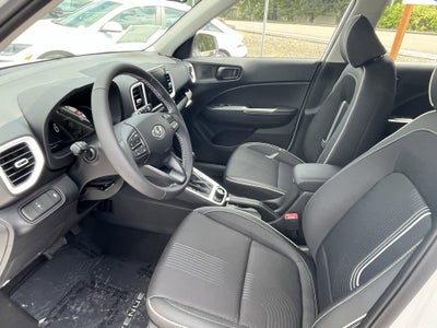 2026 Hyundai VENUE SEL W/Two-Tone Roof