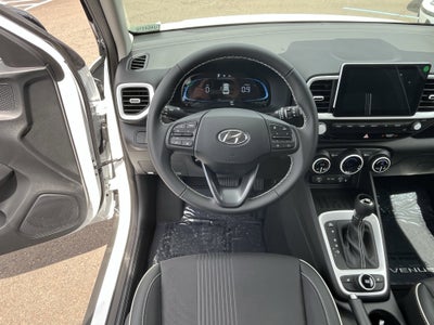 2026 Hyundai VENUE SEL W/Two-Tone Roof