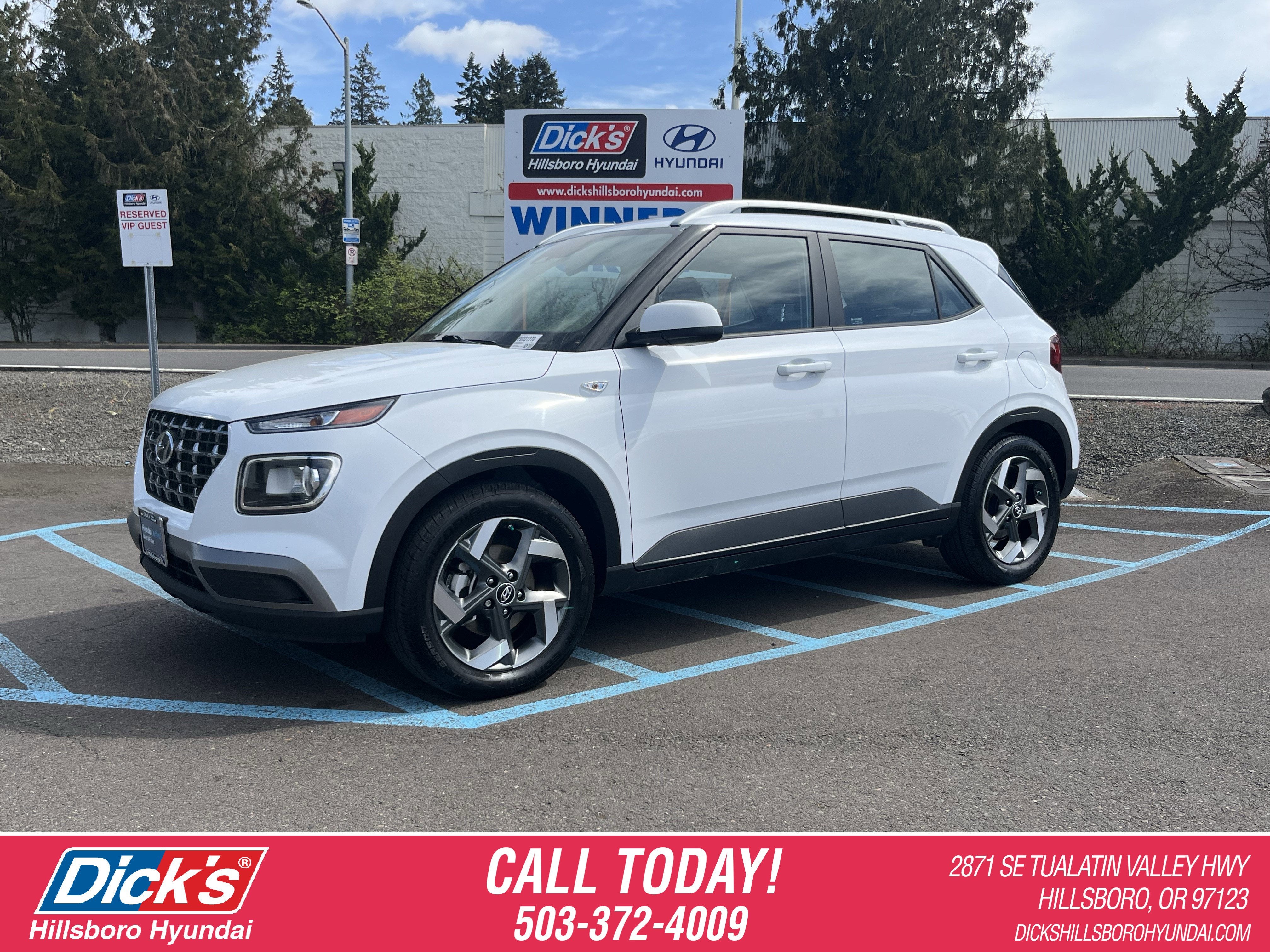 2023 Hyundai VENUE SEL