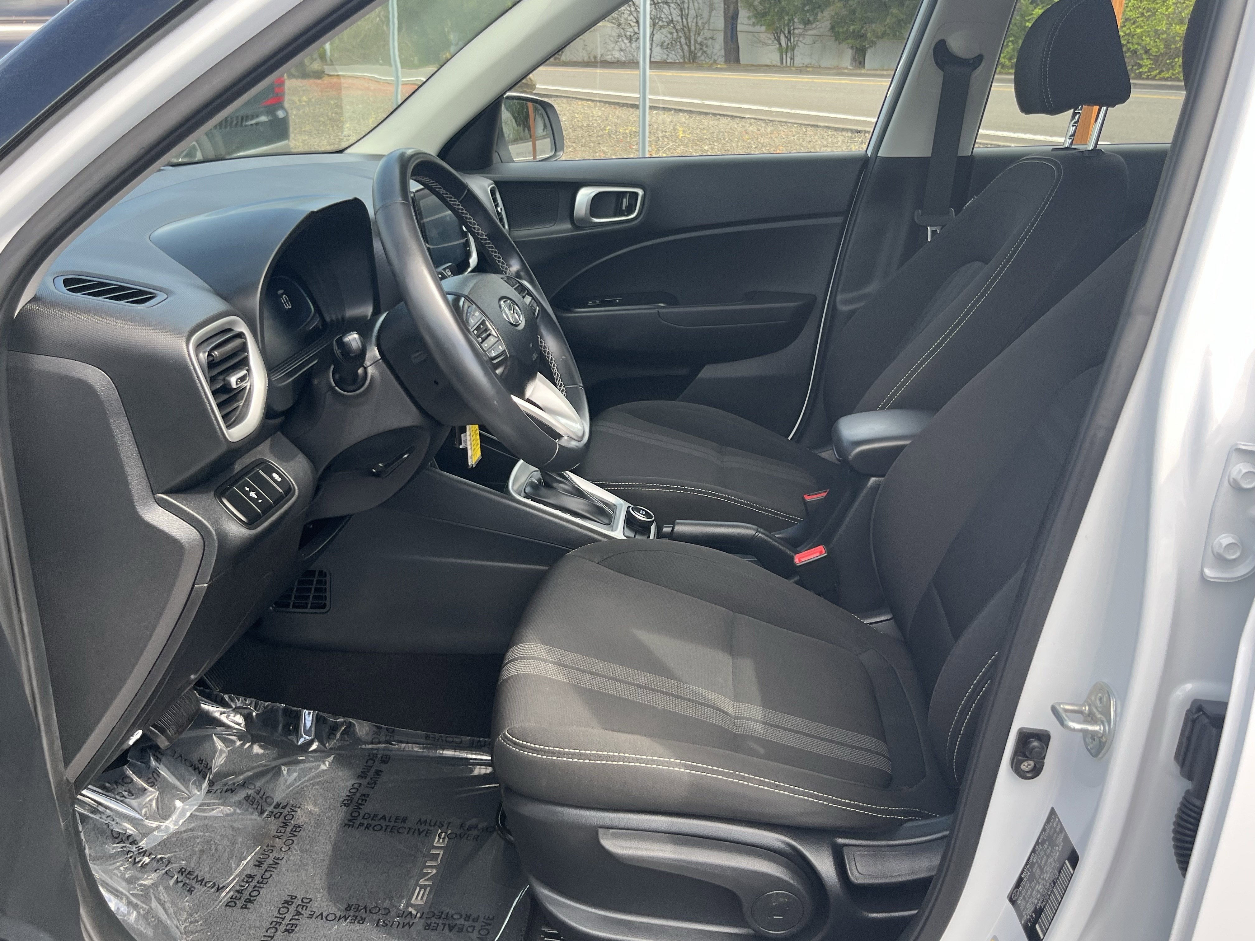 2023 Hyundai VENUE SEL