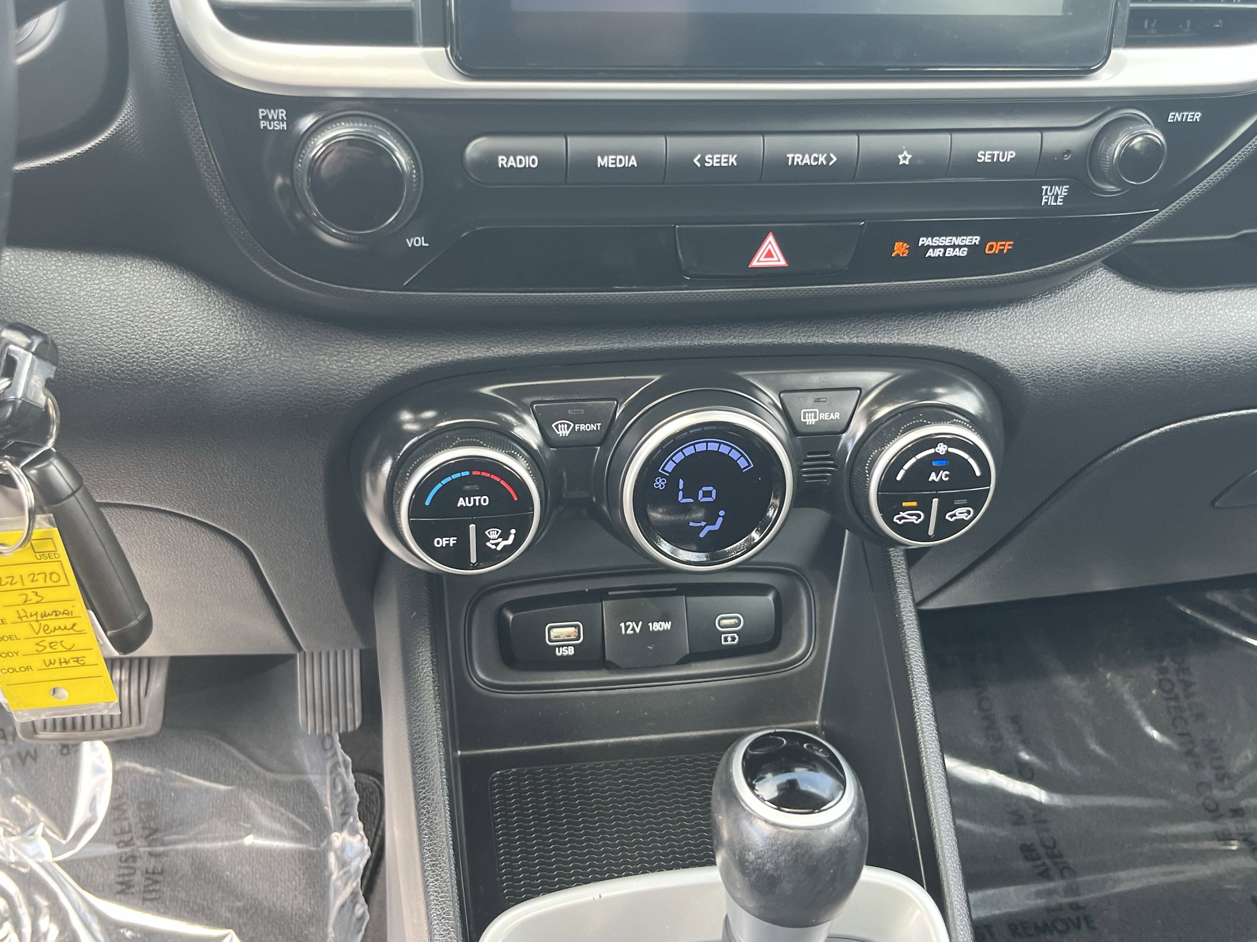 2023 Hyundai VENUE SEL