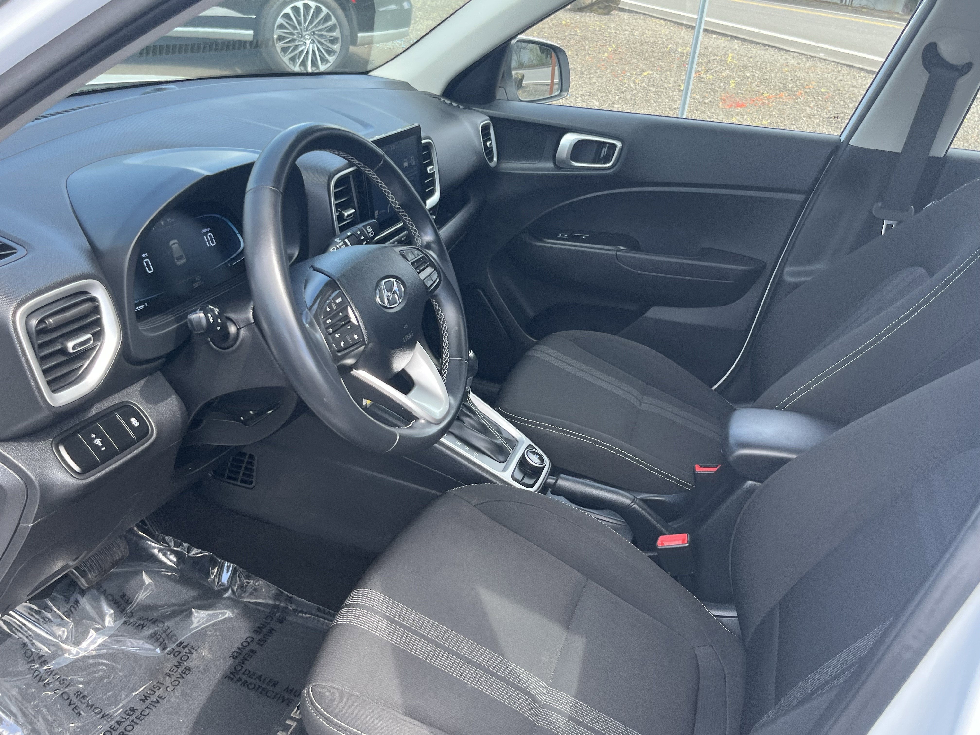 2023 Hyundai VENUE SEL