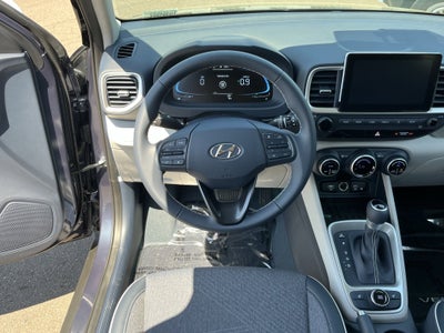 2026 Hyundai VENUE SEL W/Two-Tone Roof