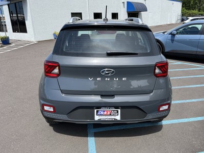 2026 Hyundai VENUE SEL W/Two-Tone Roof