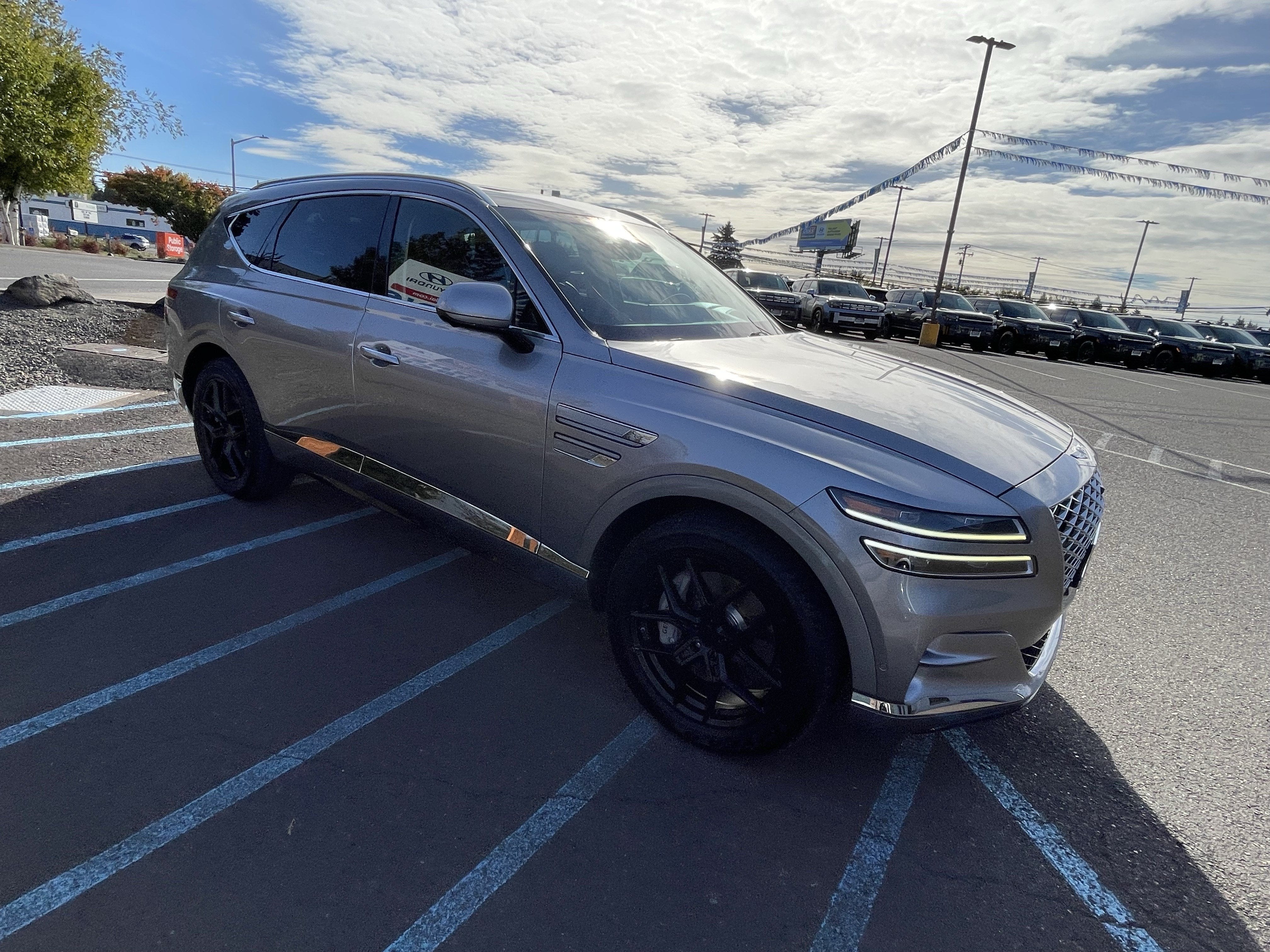 2023 Genesis GV80 Advanced +