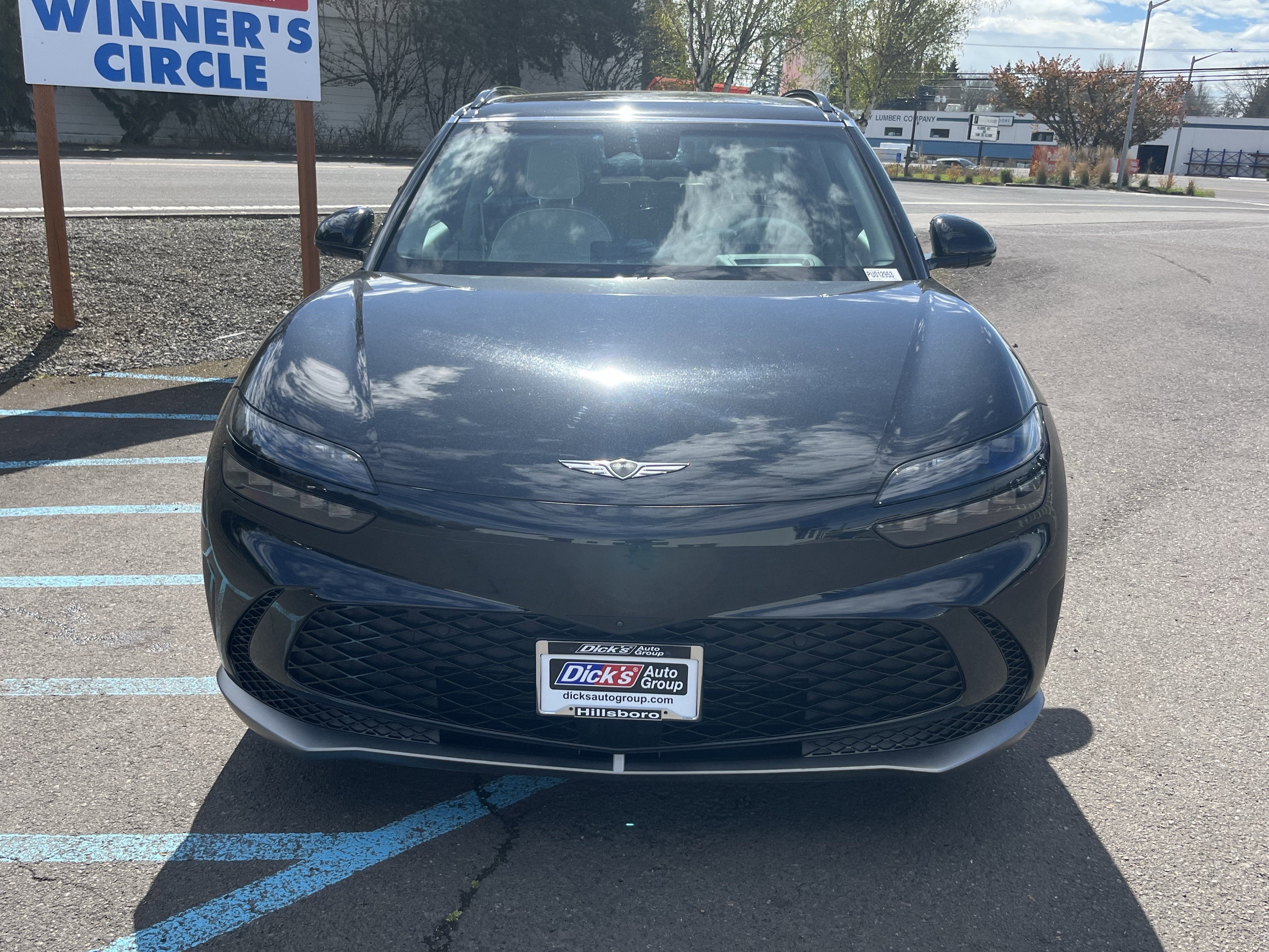 2023 Genesis GV60 Advanced