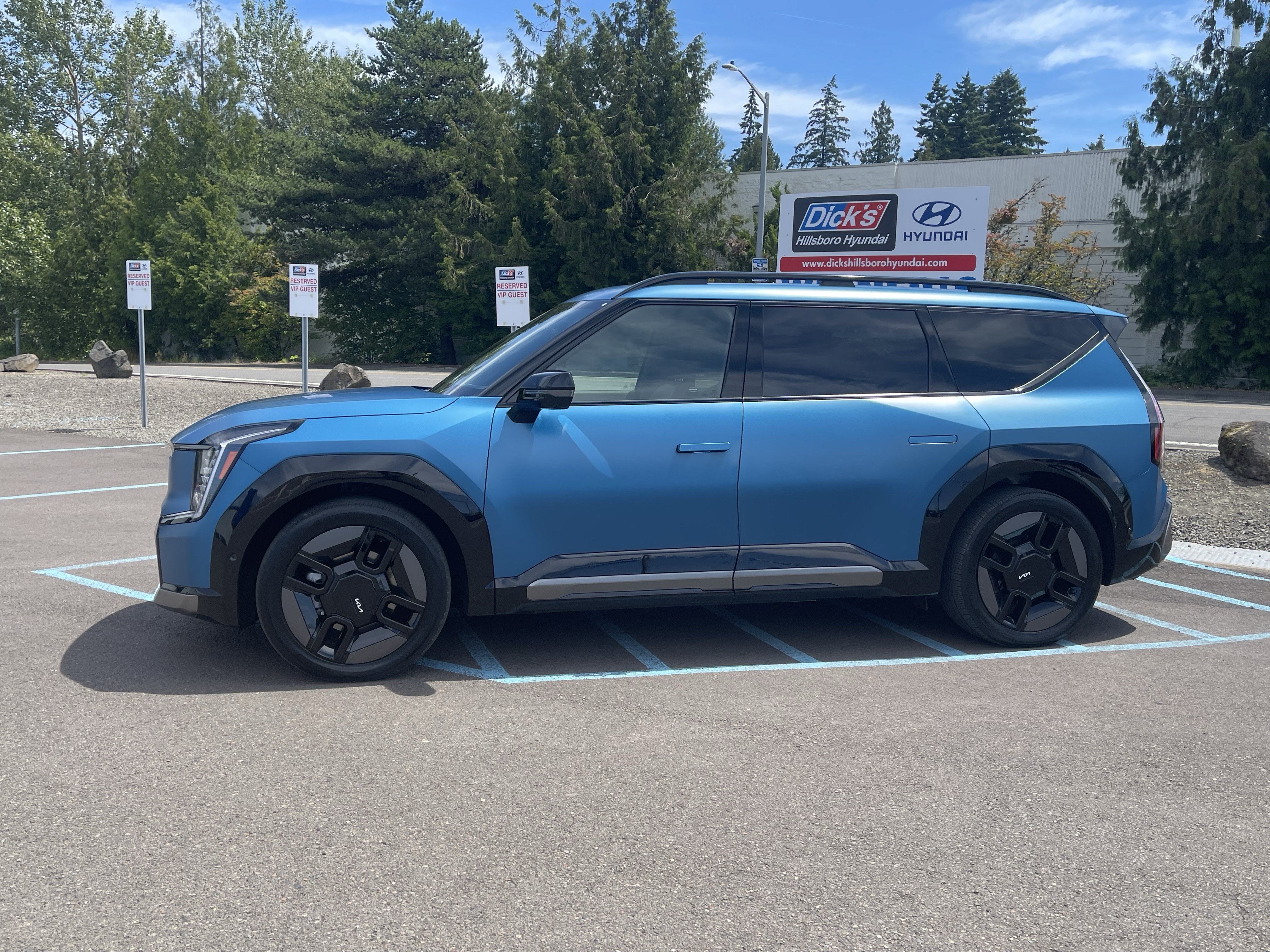 Used 2024 Kia EV9 GT-Line with VIN KNDAEFS53R6031092 for sale in Hillsboro, OR