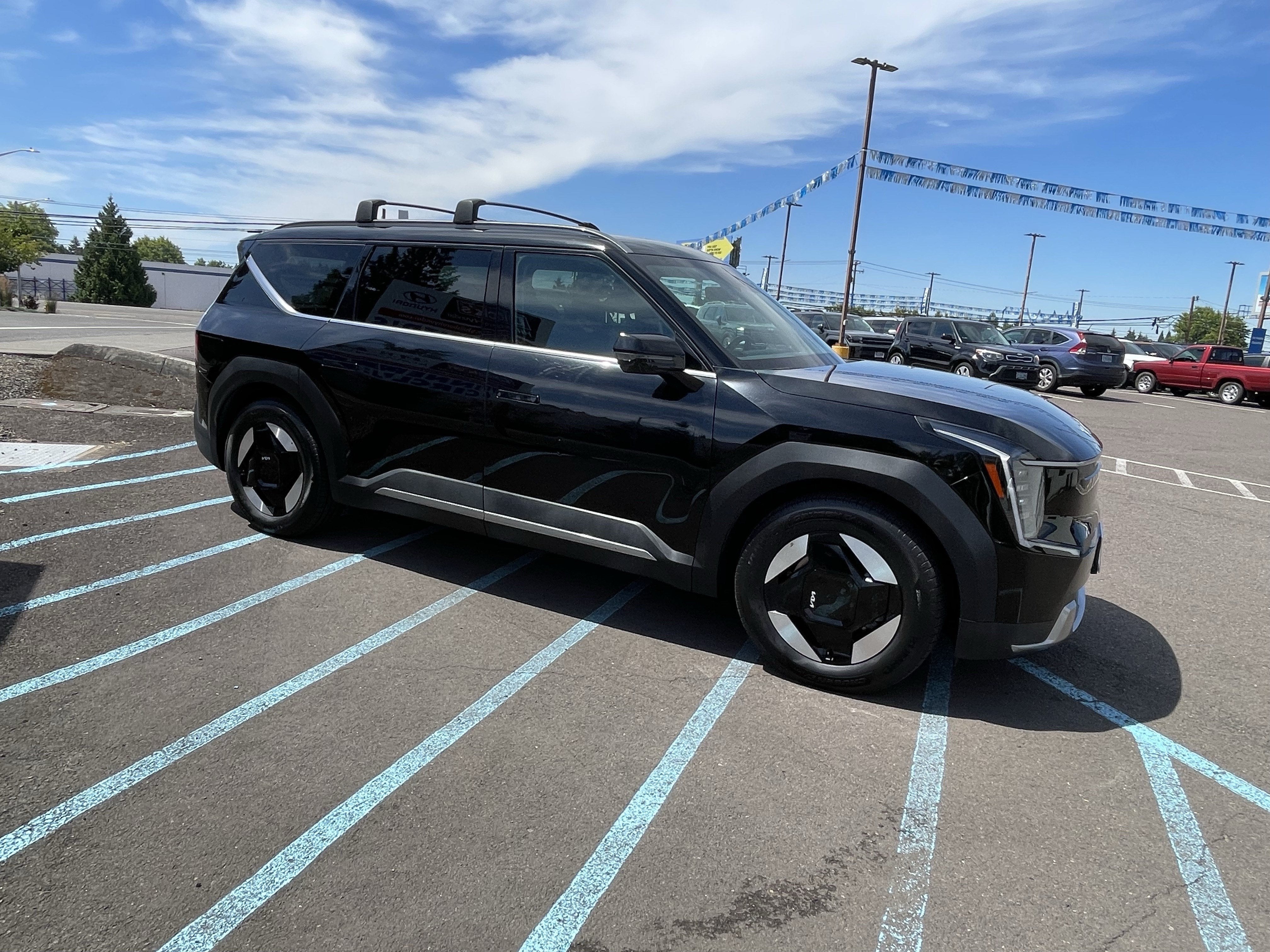 2024 Kia EV9 Wind