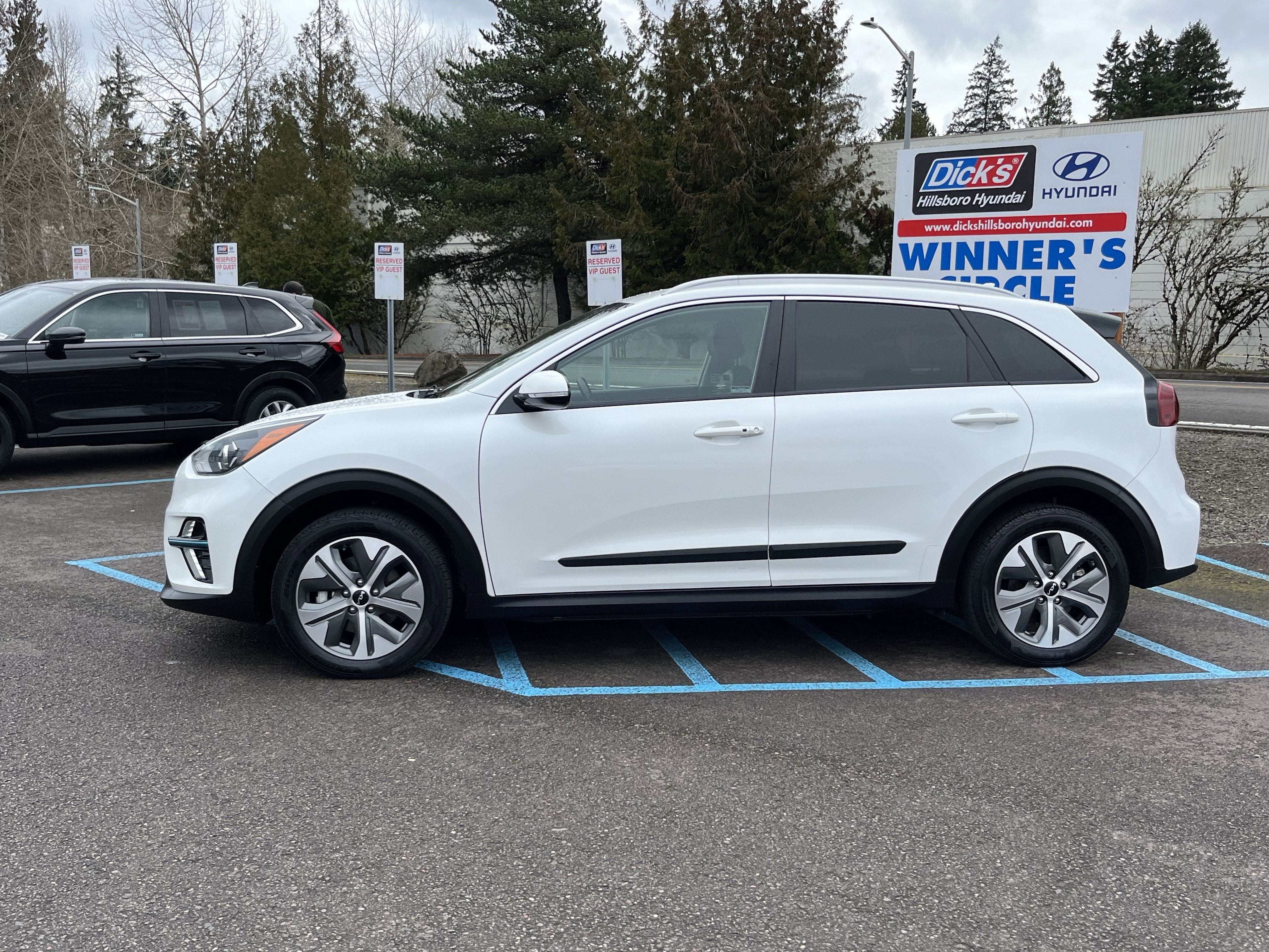 Used 2022 Kia Niro S with VIN KNDCC3LG3N5158986 for sale in Hillsboro, OR