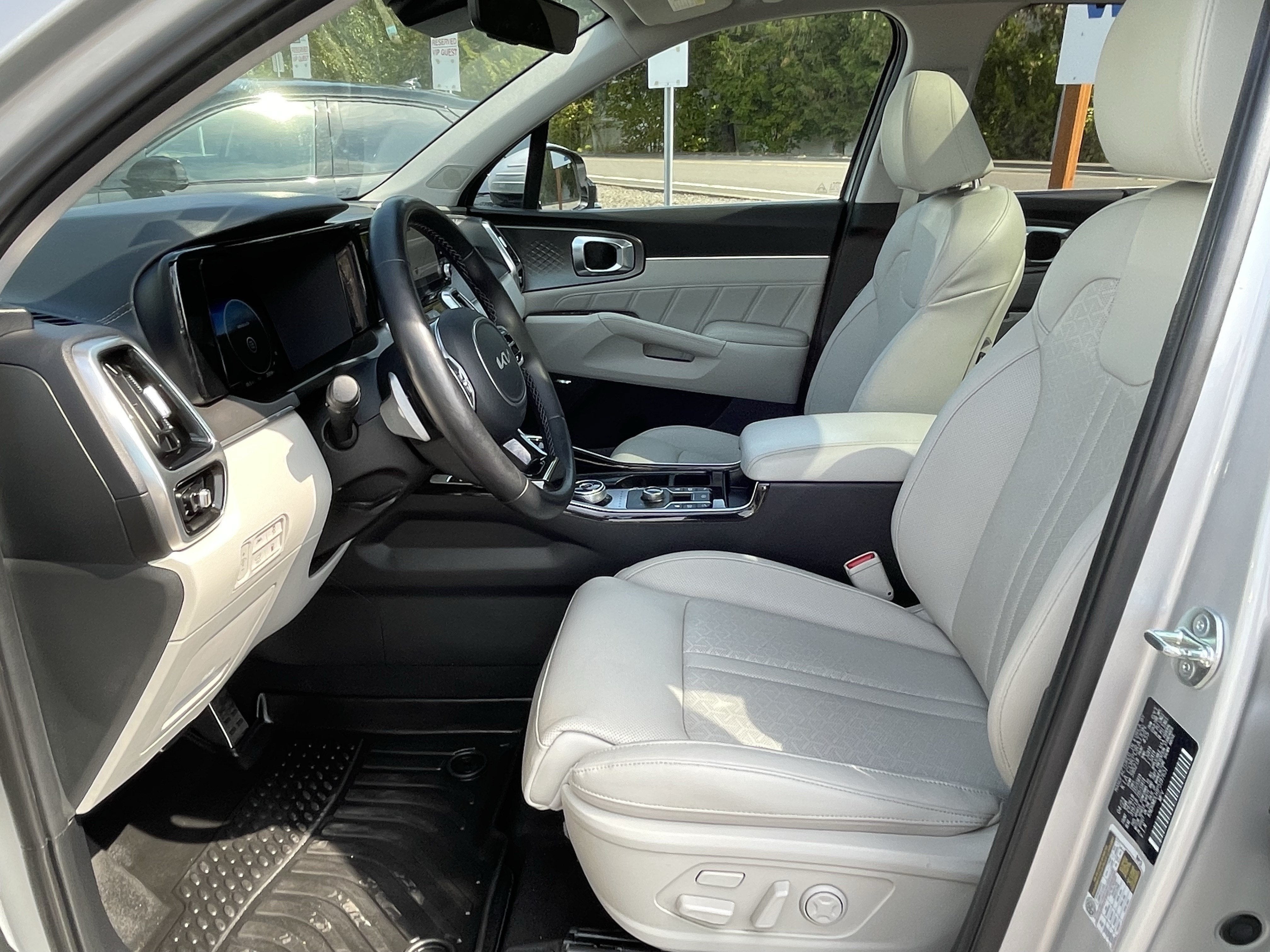 2023 Kia Sorento Plug-In Hybrid SX Prestige