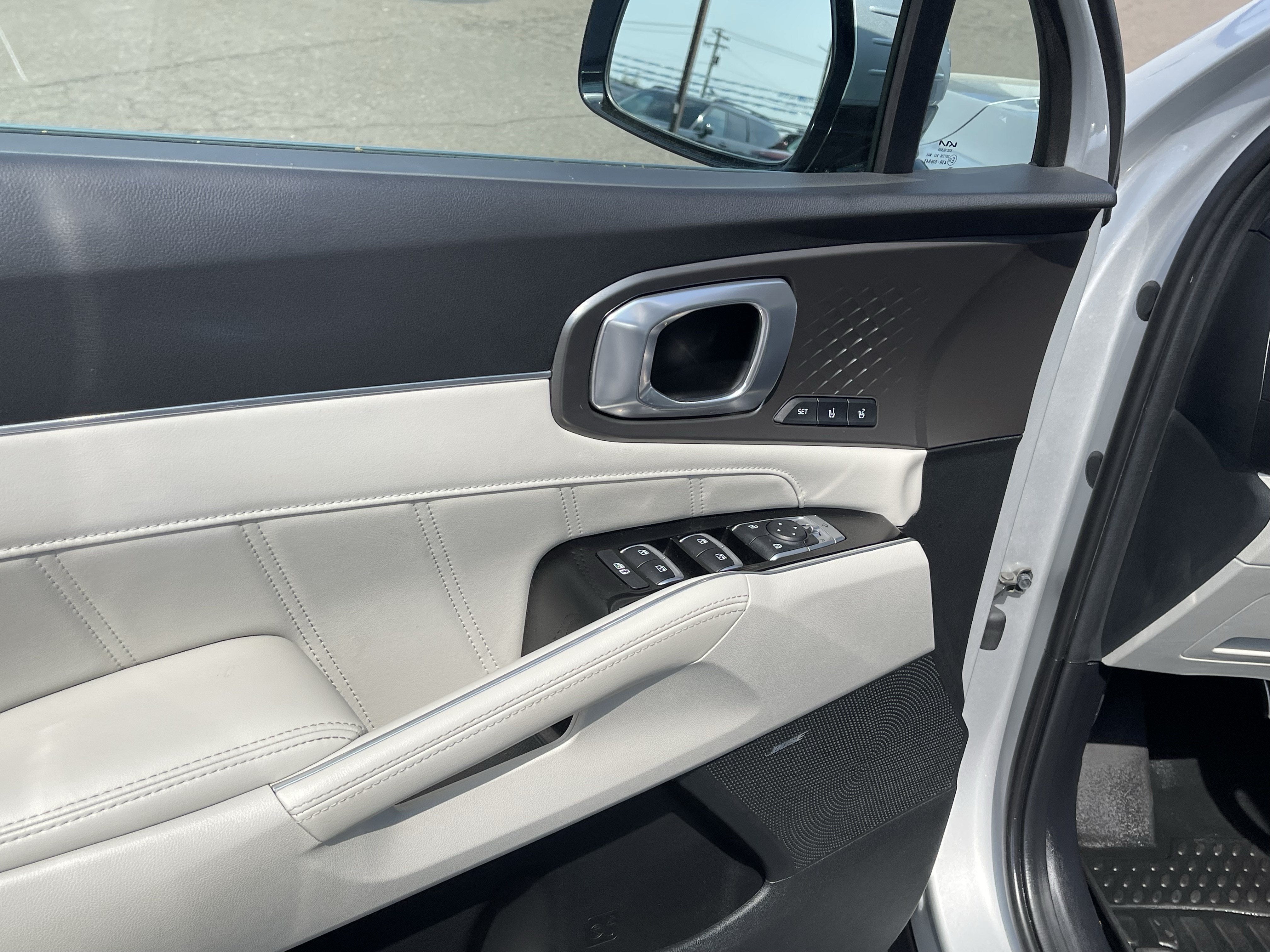 2023 Kia Sorento Plug-In Hybrid SX Prestige