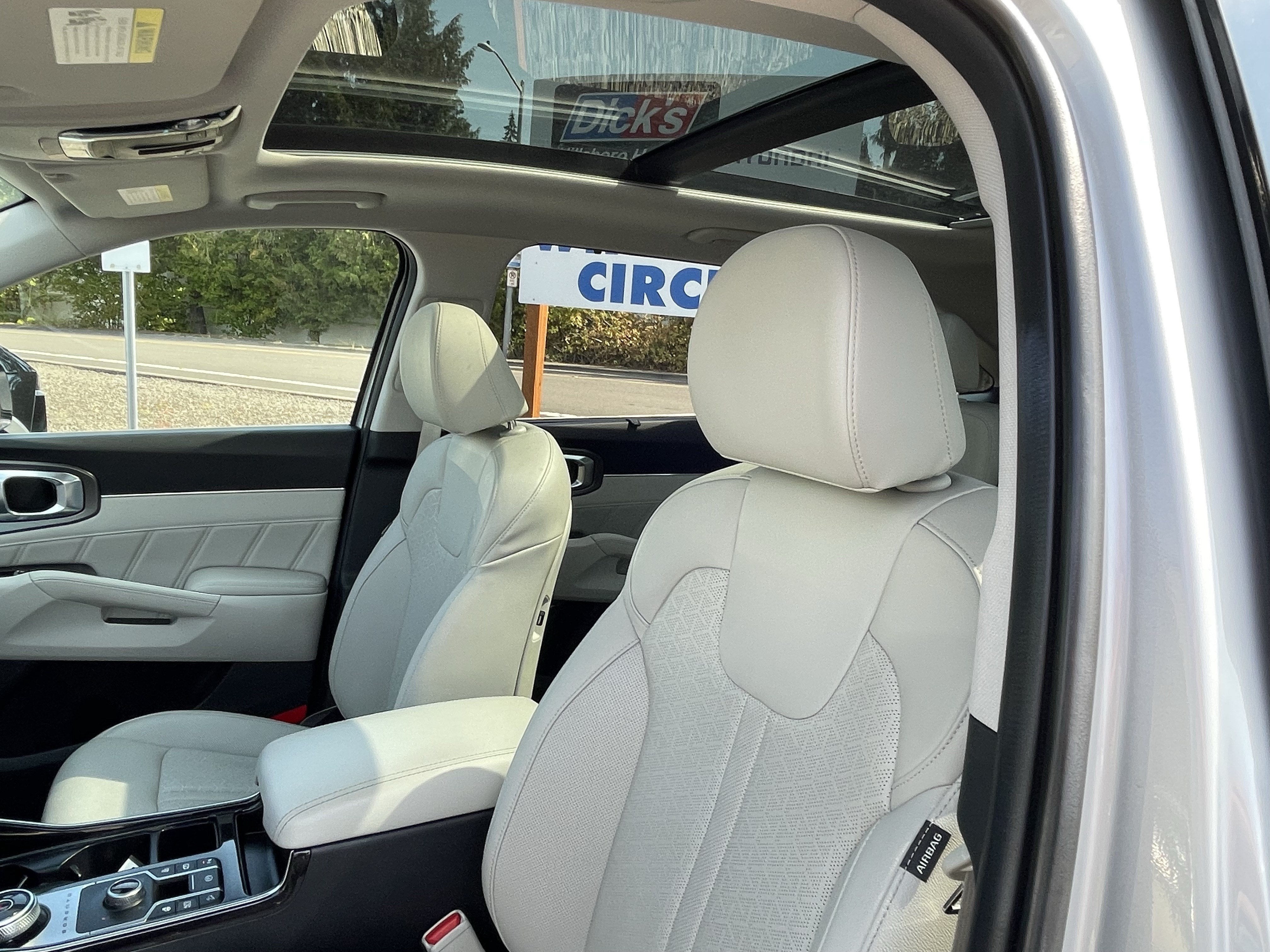 2023 Kia Sorento Plug-In Hybrid SX Prestige