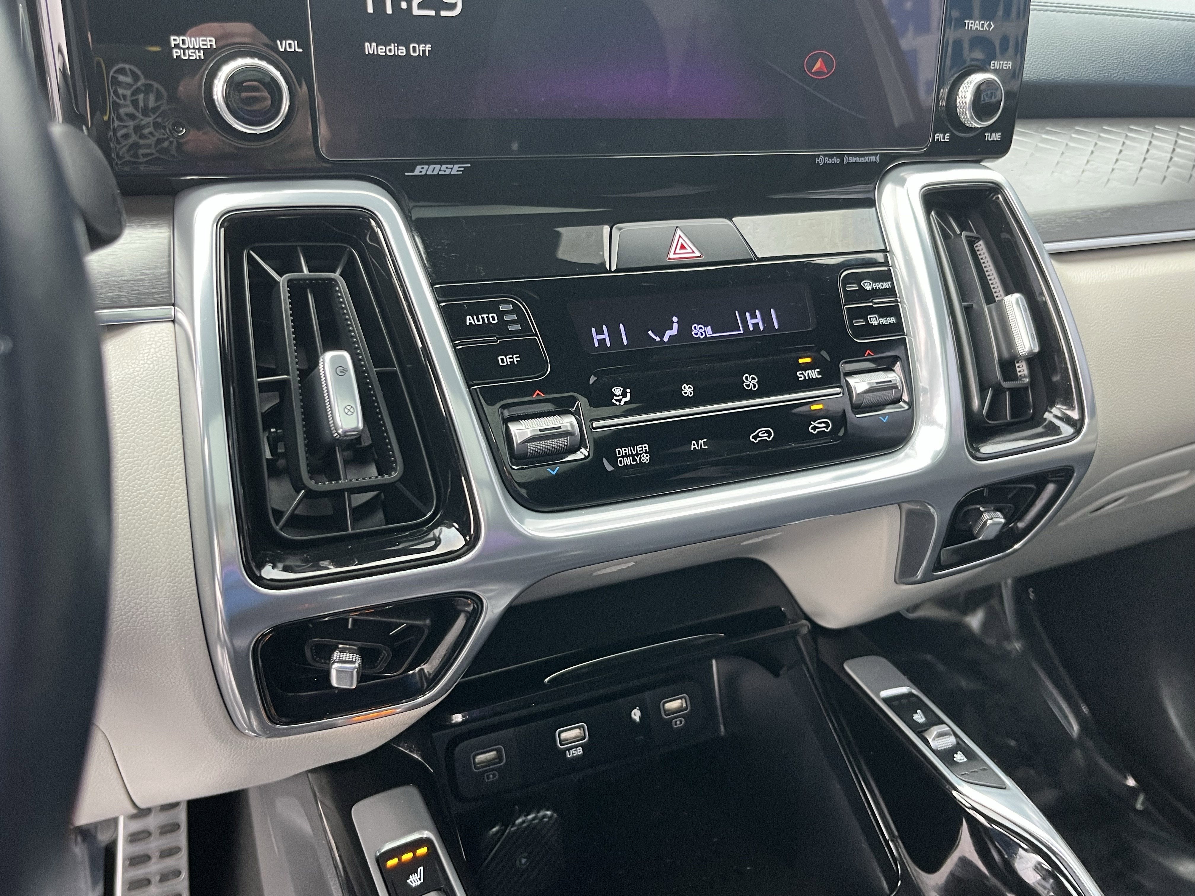 2023 Kia Sorento Plug-In Hybrid SX Prestige