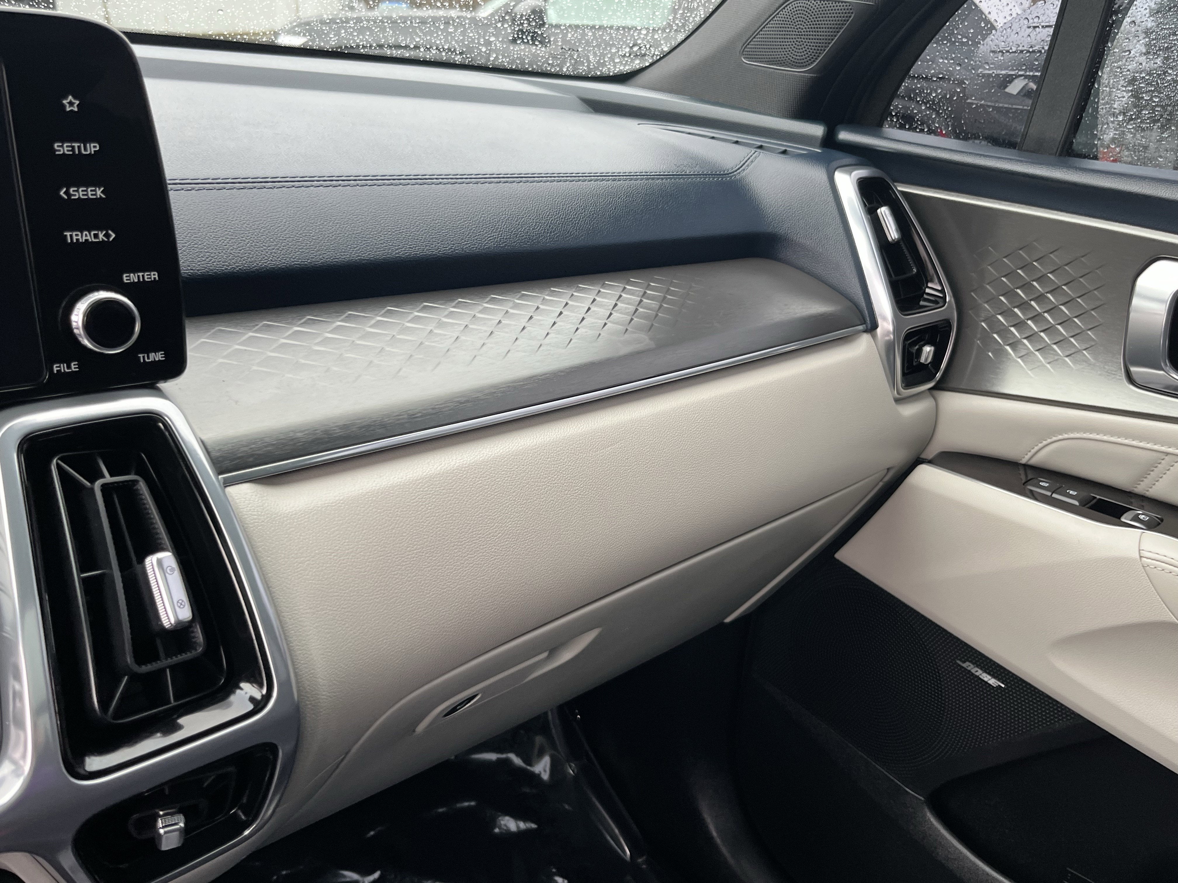 2023 Kia Sorento Plug-In Hybrid SX Prestige