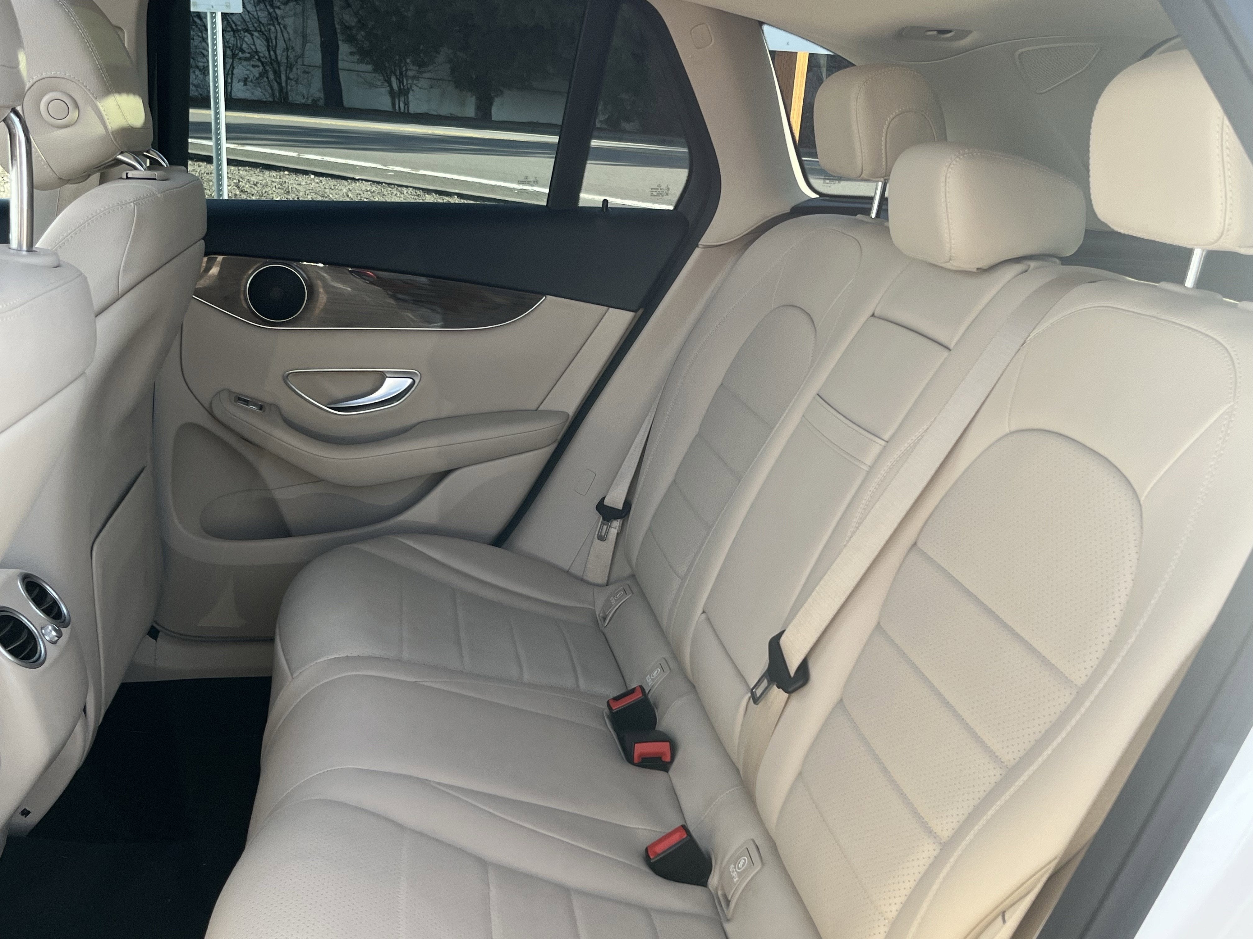 2020 Mercedes-Benz GLC GLC 300