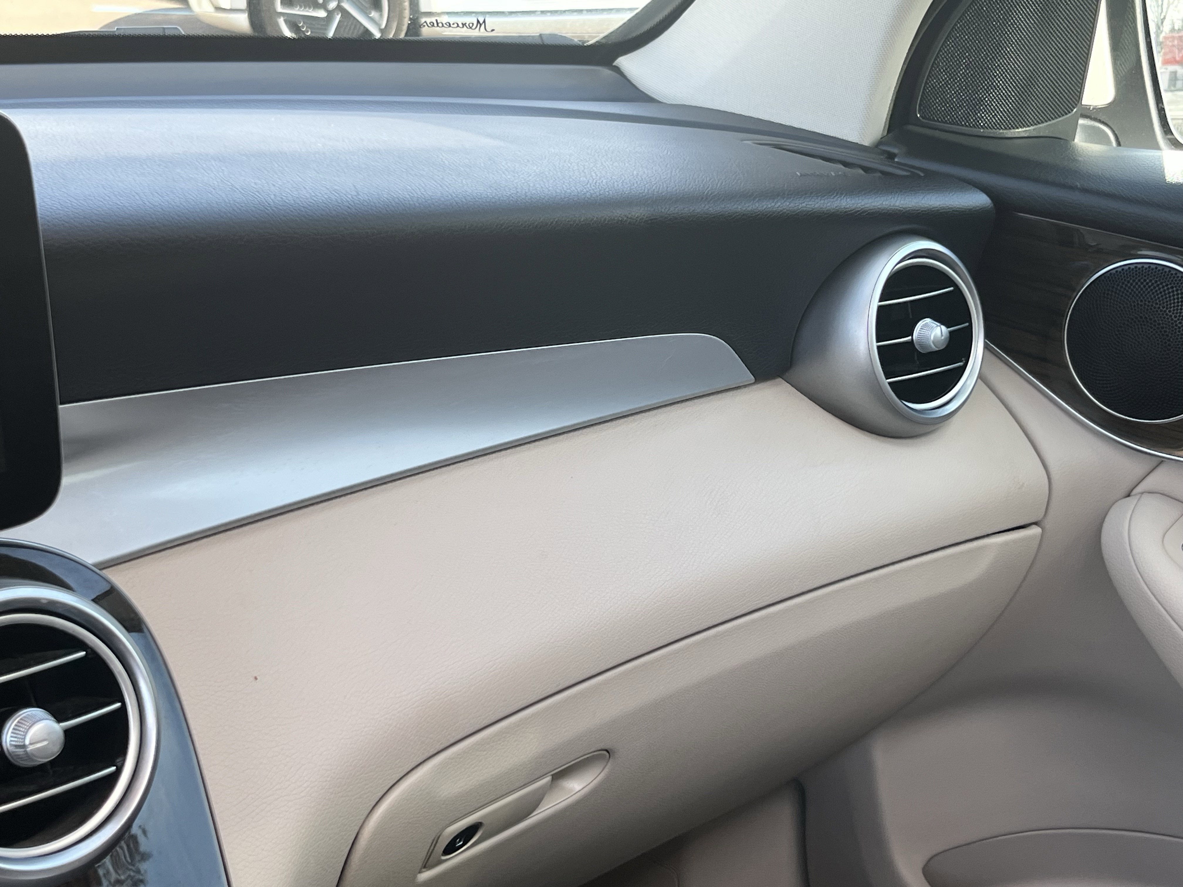 2020 Mercedes-Benz GLC GLC 300