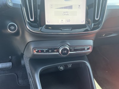 2019 Volvo XC40 Momentum