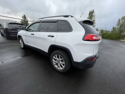 2016 Jeep Cherokee Sport