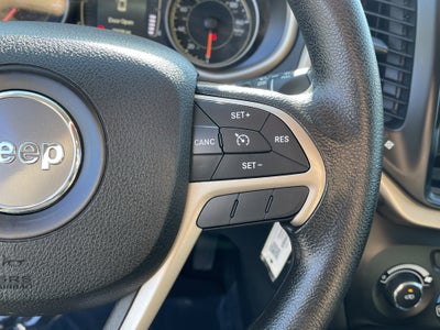 2016 Jeep Cherokee Sport