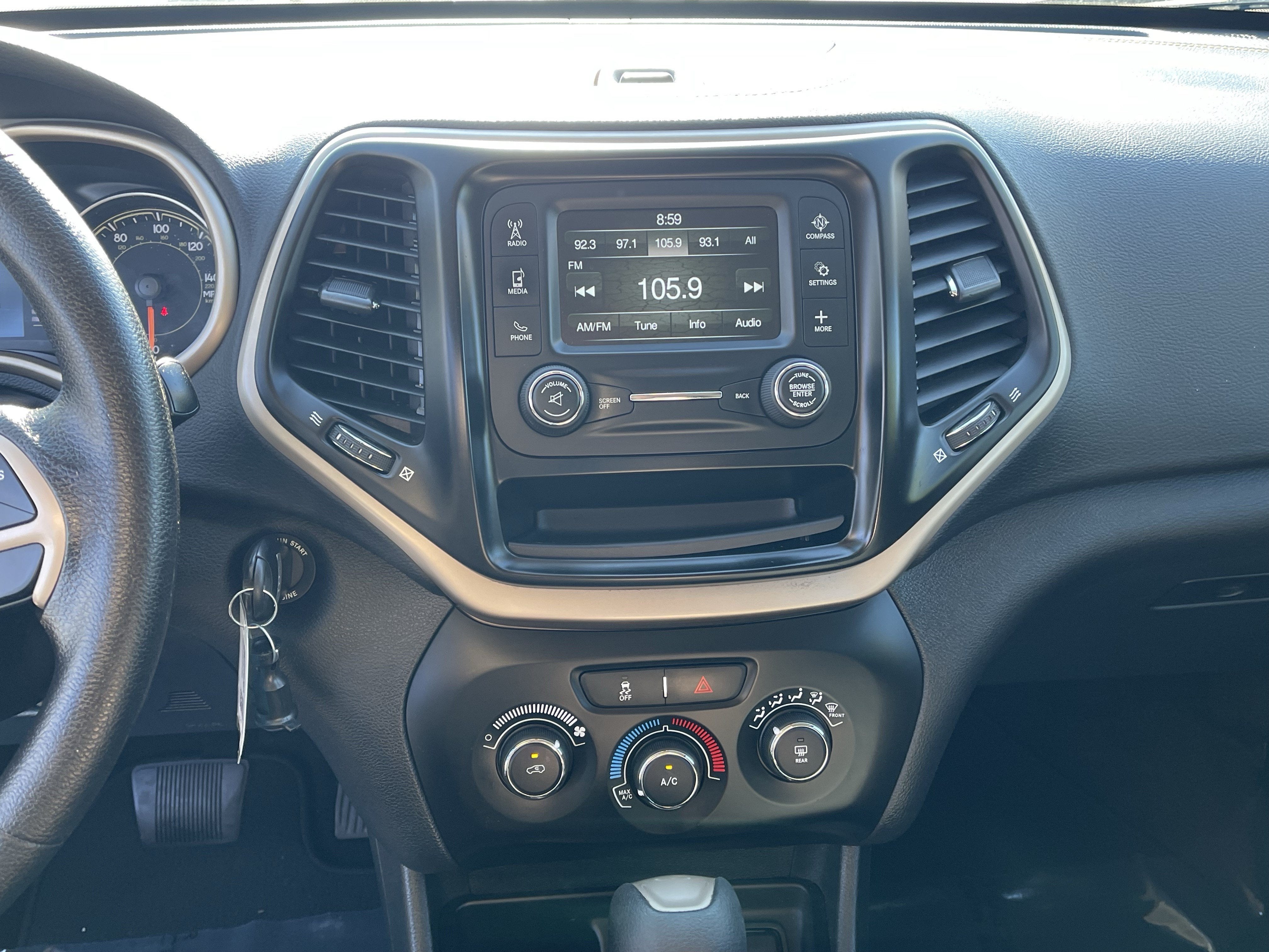 2016 Jeep Cherokee Sport