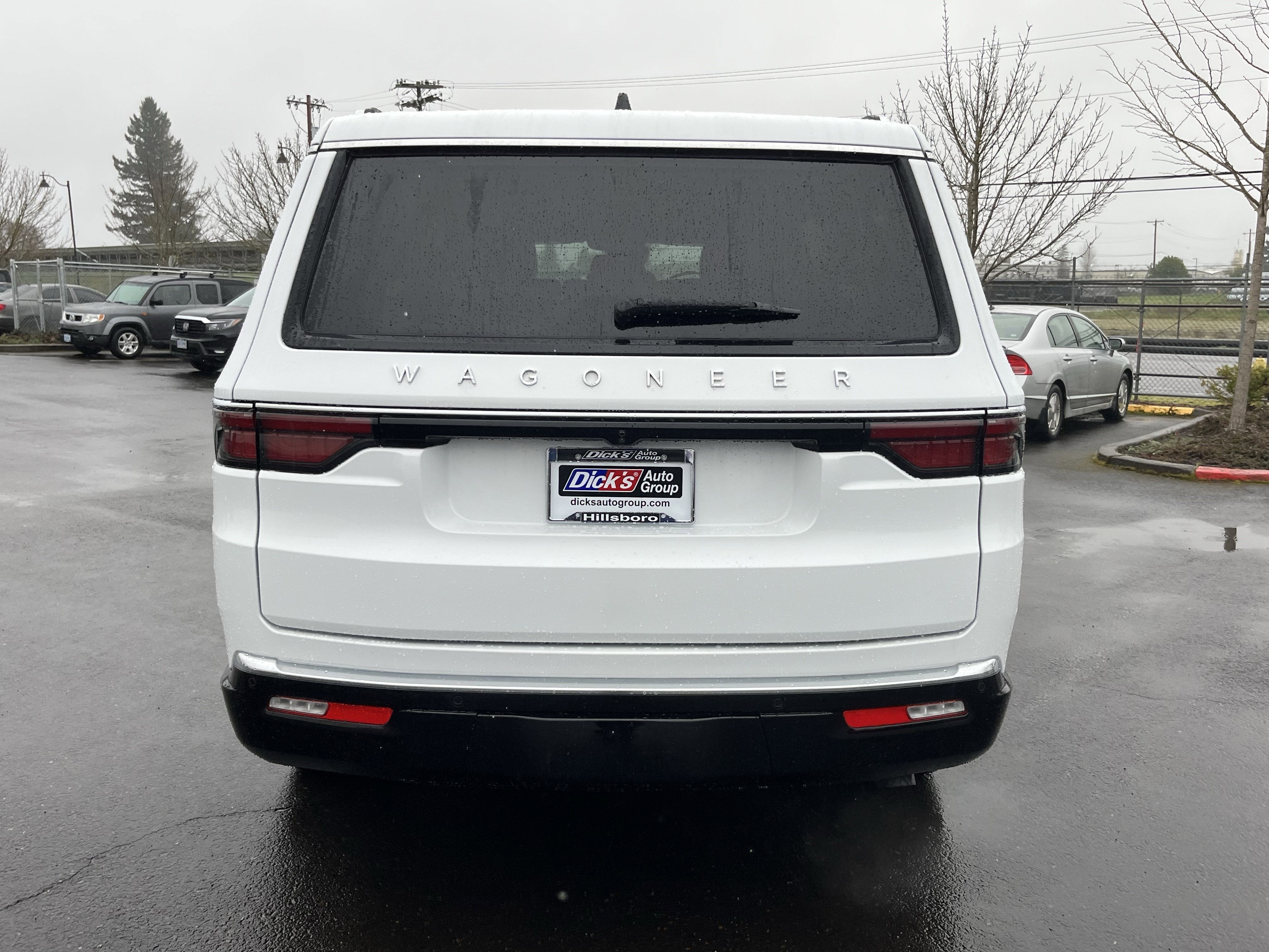 2025 Jeep Wagoneer Base