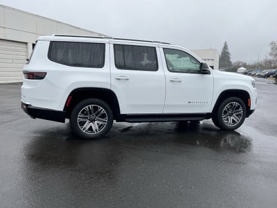 2025 Jeep Wagoneer Base