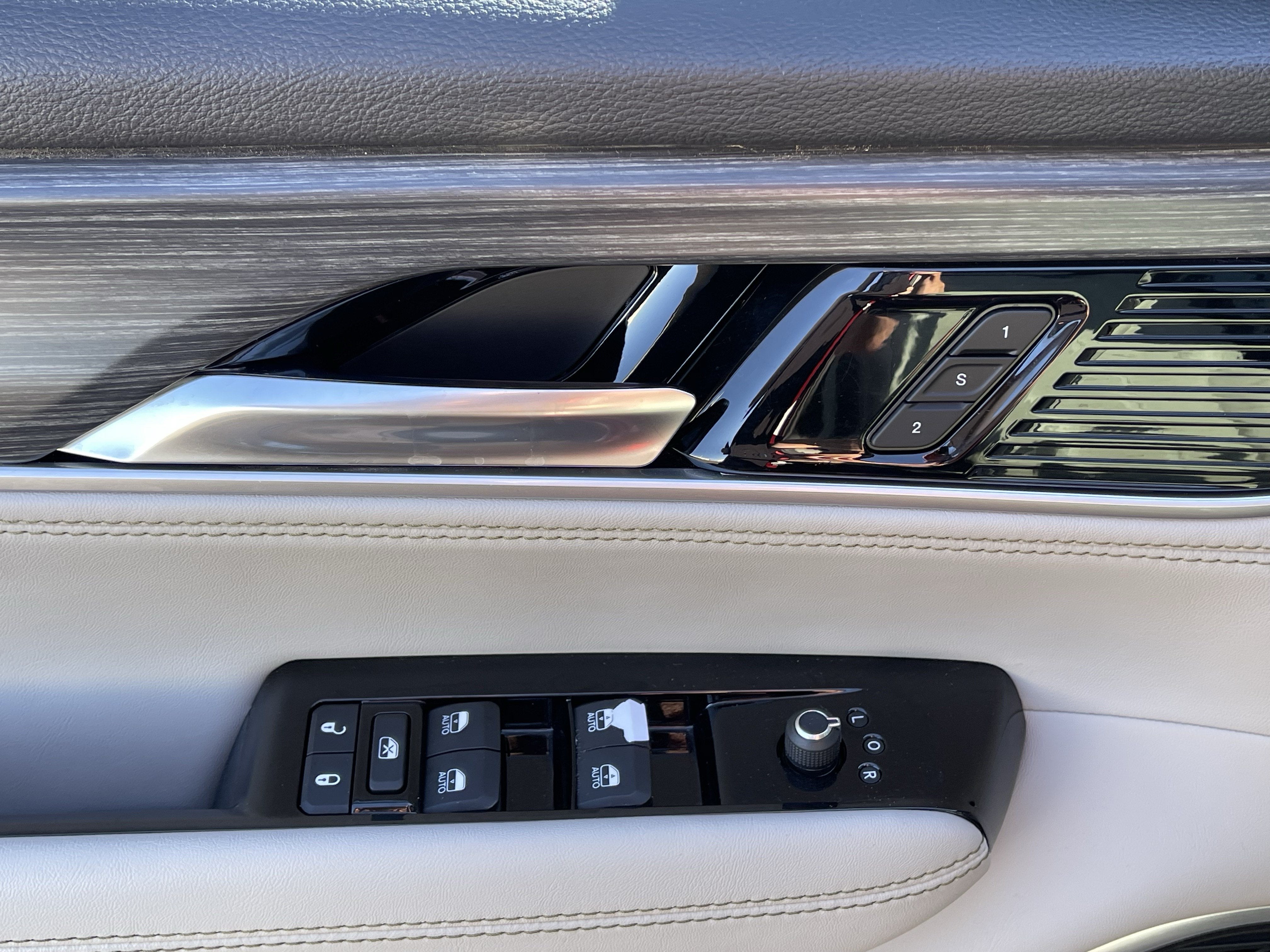 2023 Jeep Wagoneer Series III