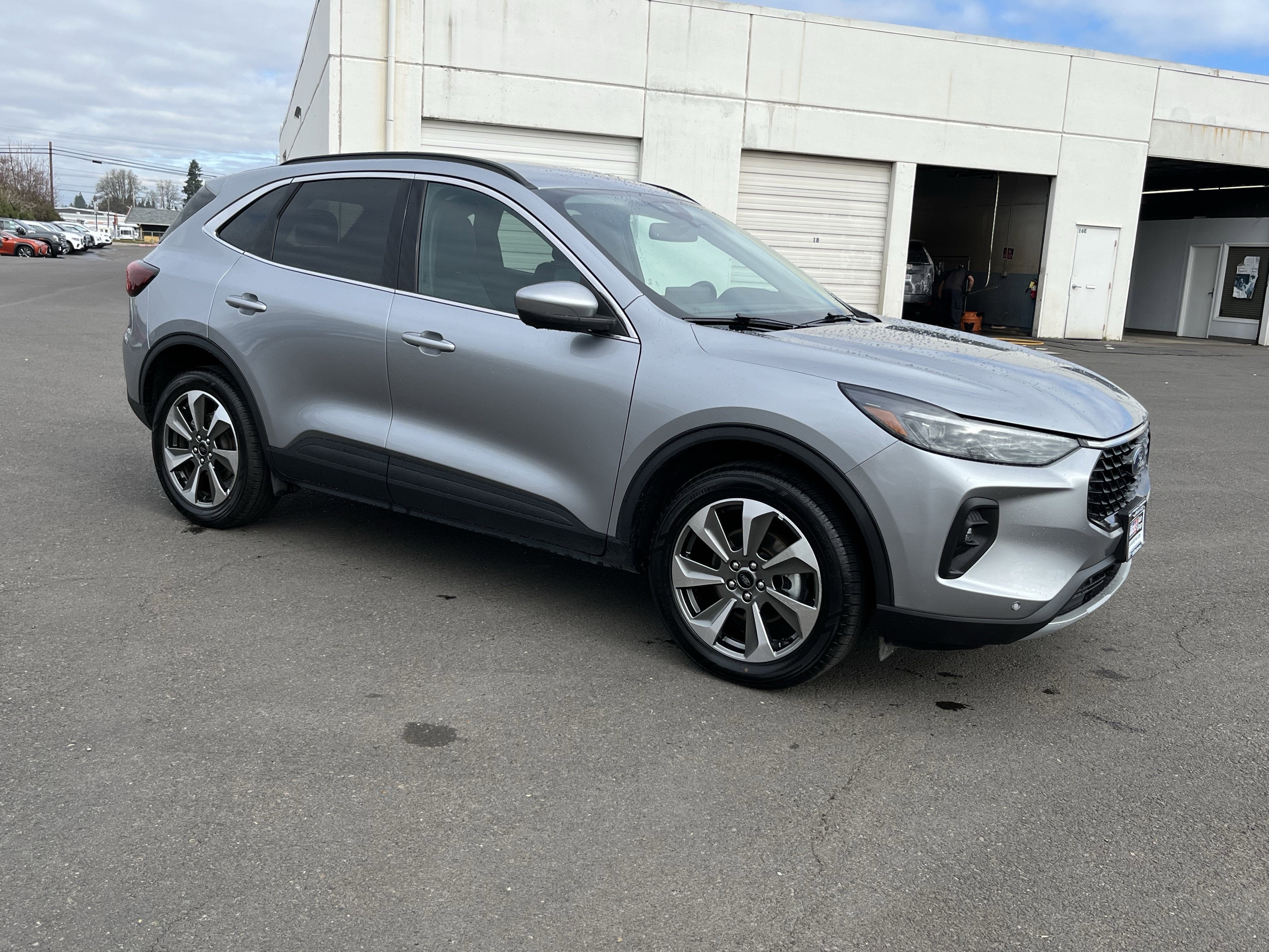 2024 Ford Escape Platinum