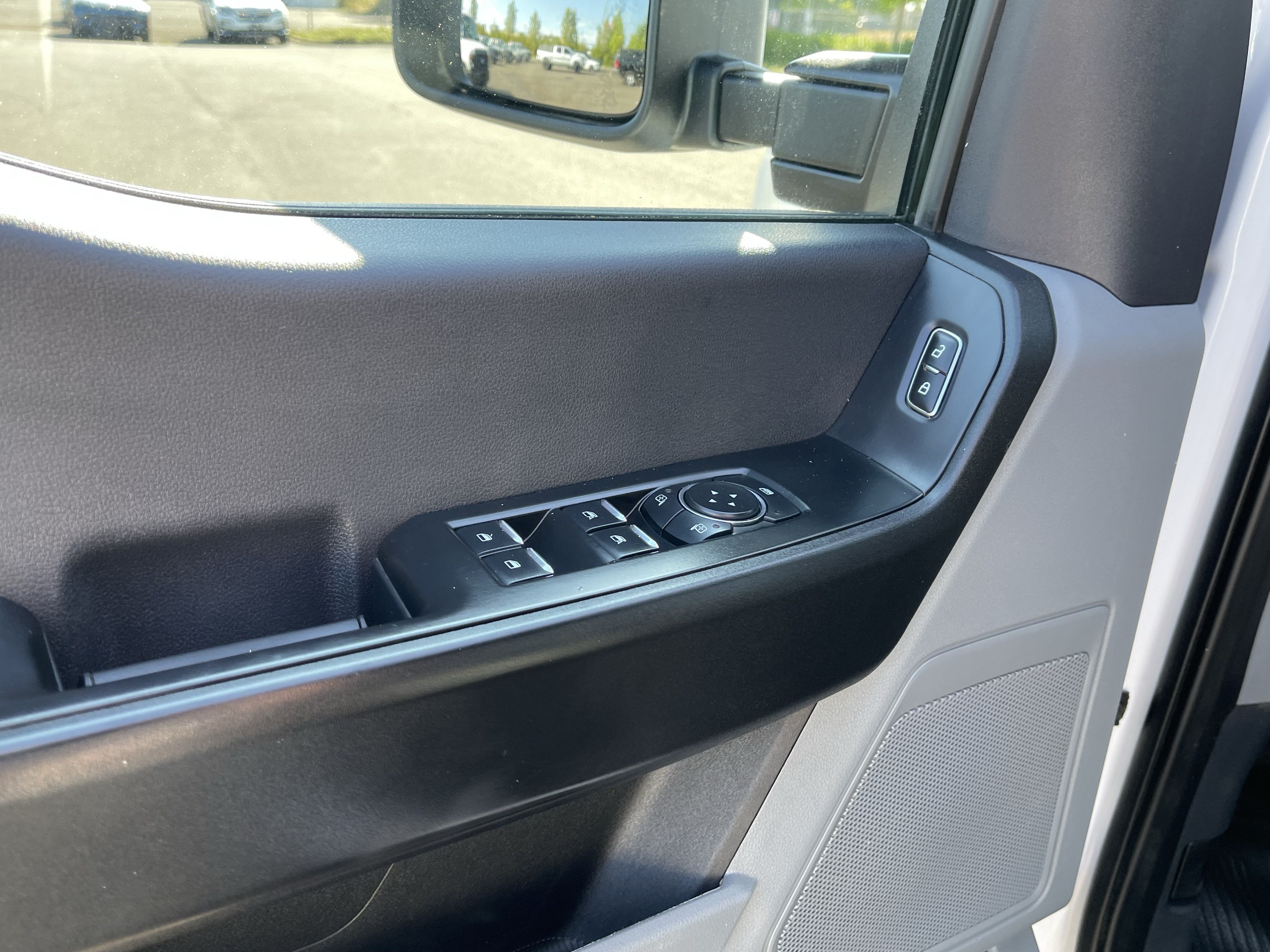 2024 Ford Super Duty F-350 SRW XL