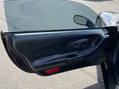 2003 Chevrolet Corvette Base