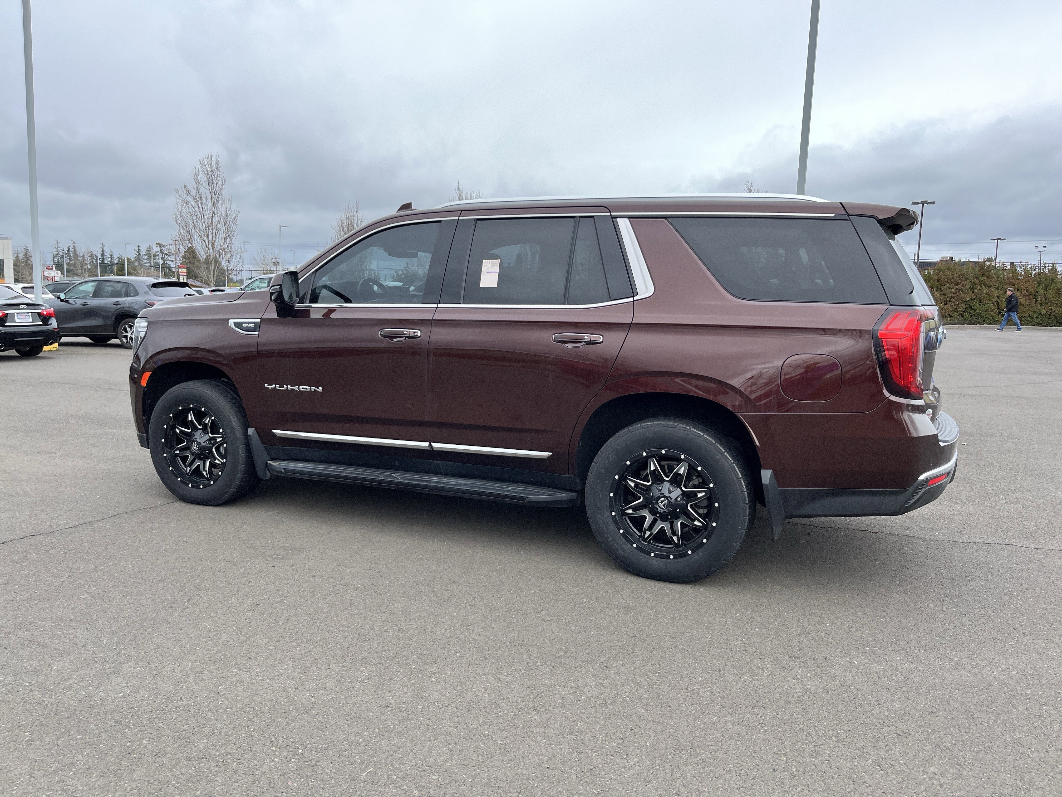 2022 GMC Yukon SLT