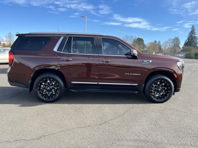 2022 GMC Yukon SLT