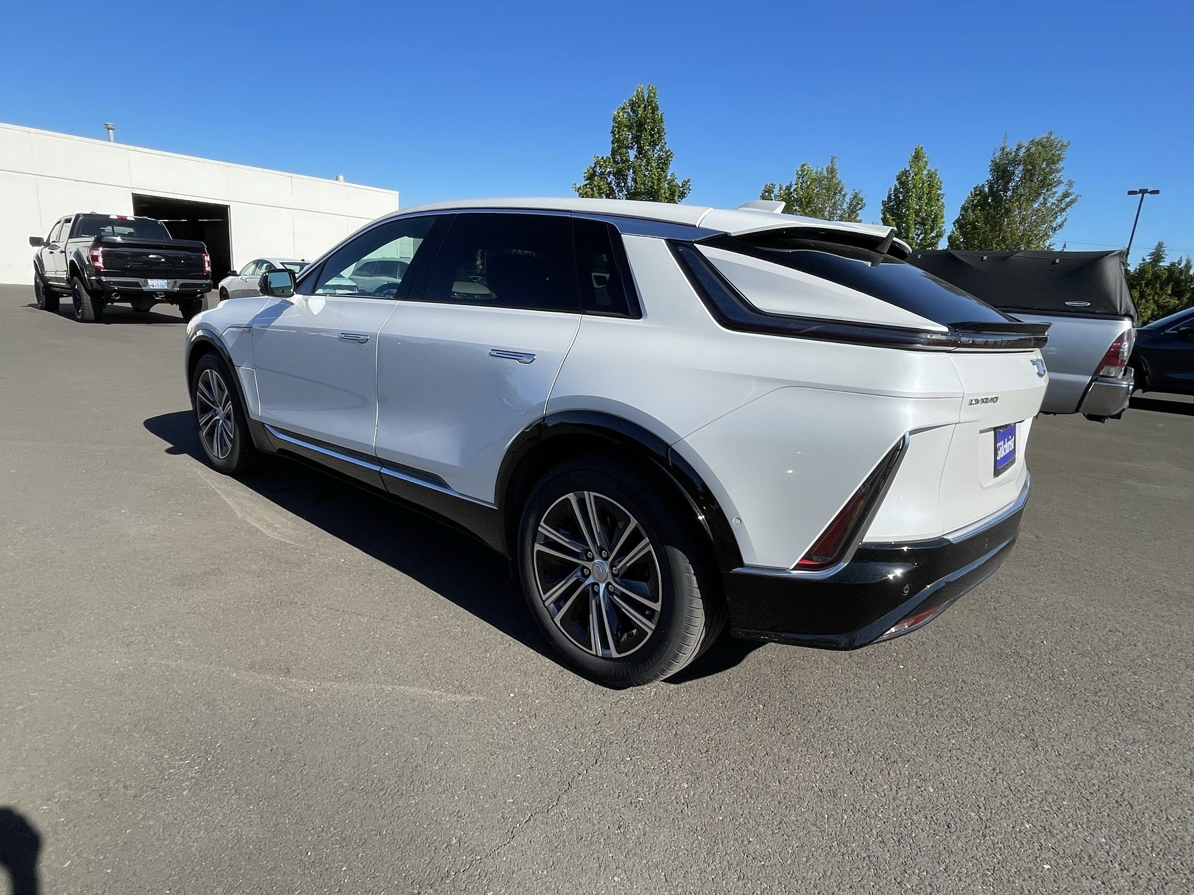 2024 Cadillac LYRIQ Luxury